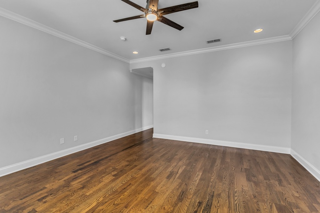 2803B W Kirkwood Ave