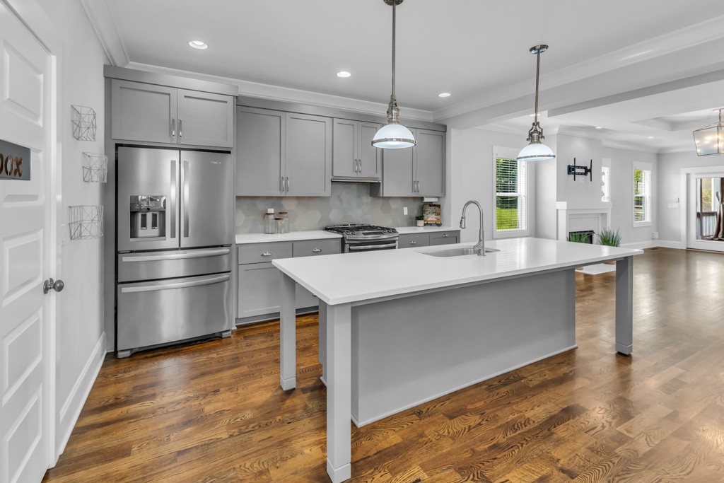 2803B W Kirkwood Ave