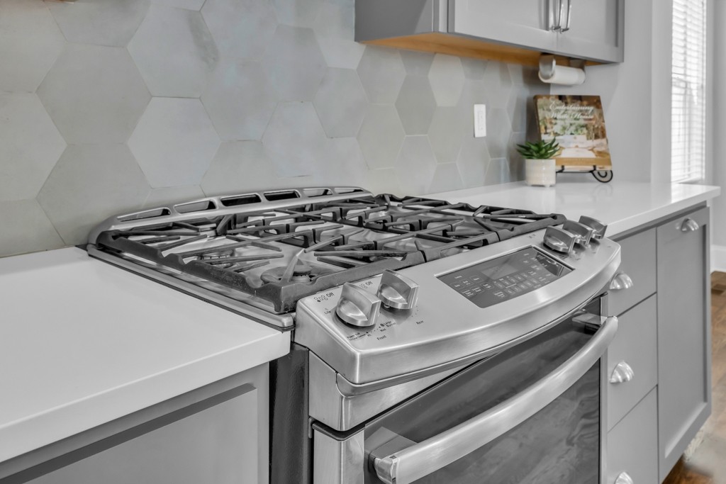 2803B W Kirkwood Ave