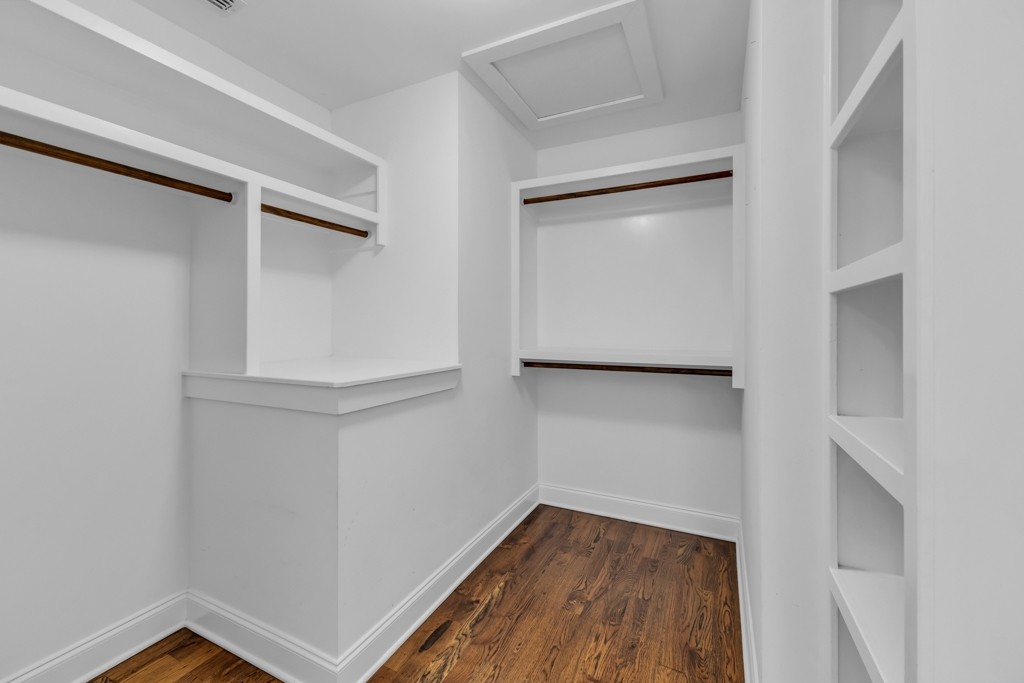 2803B W Kirkwood Ave