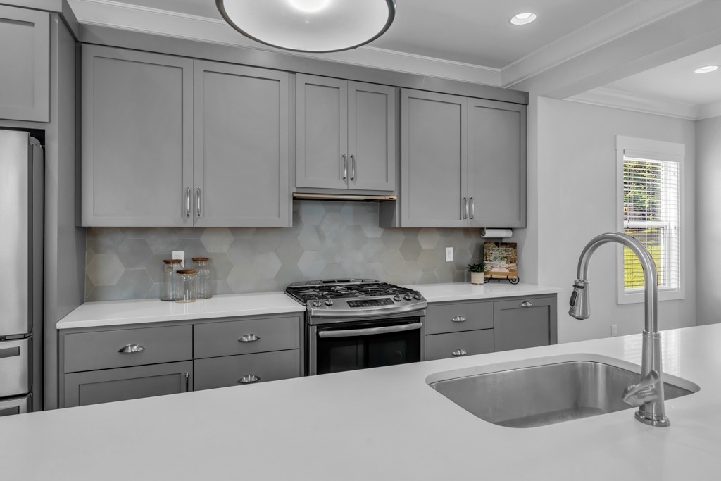 2803B W Kirkwood Ave