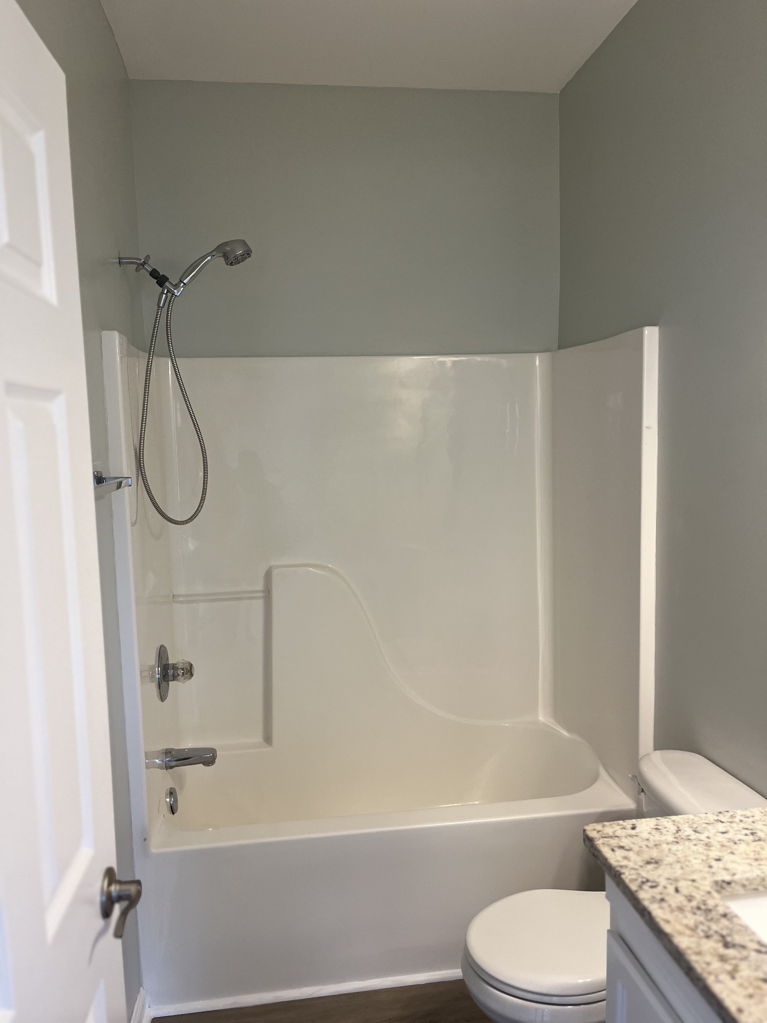 1101 Downs Blvd Unit: 106