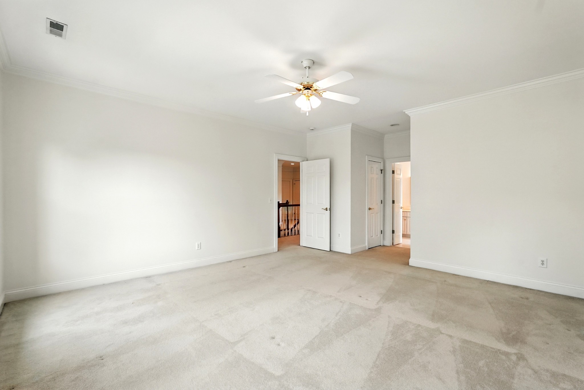 205 Belclaire Pl
