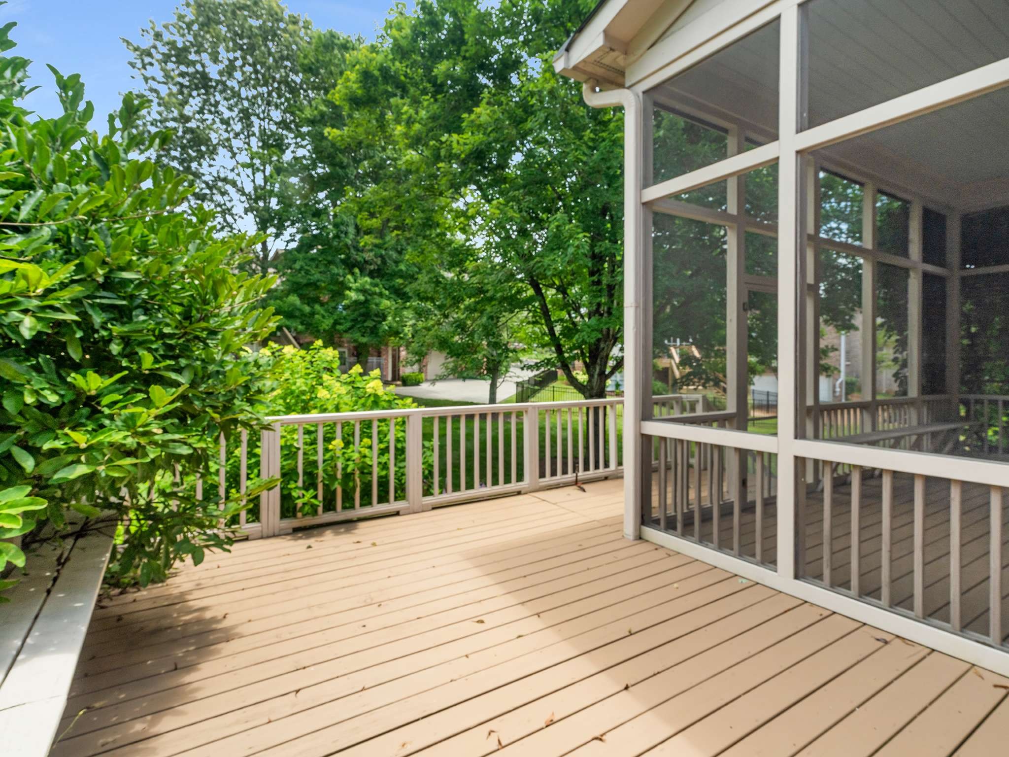 205 Belclaire Pl