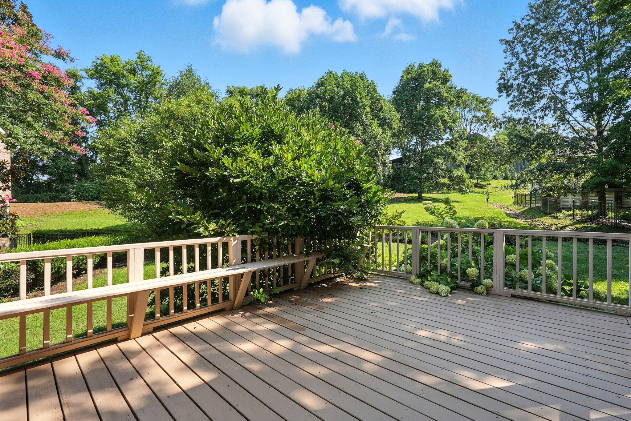 205 Belclaire Pl