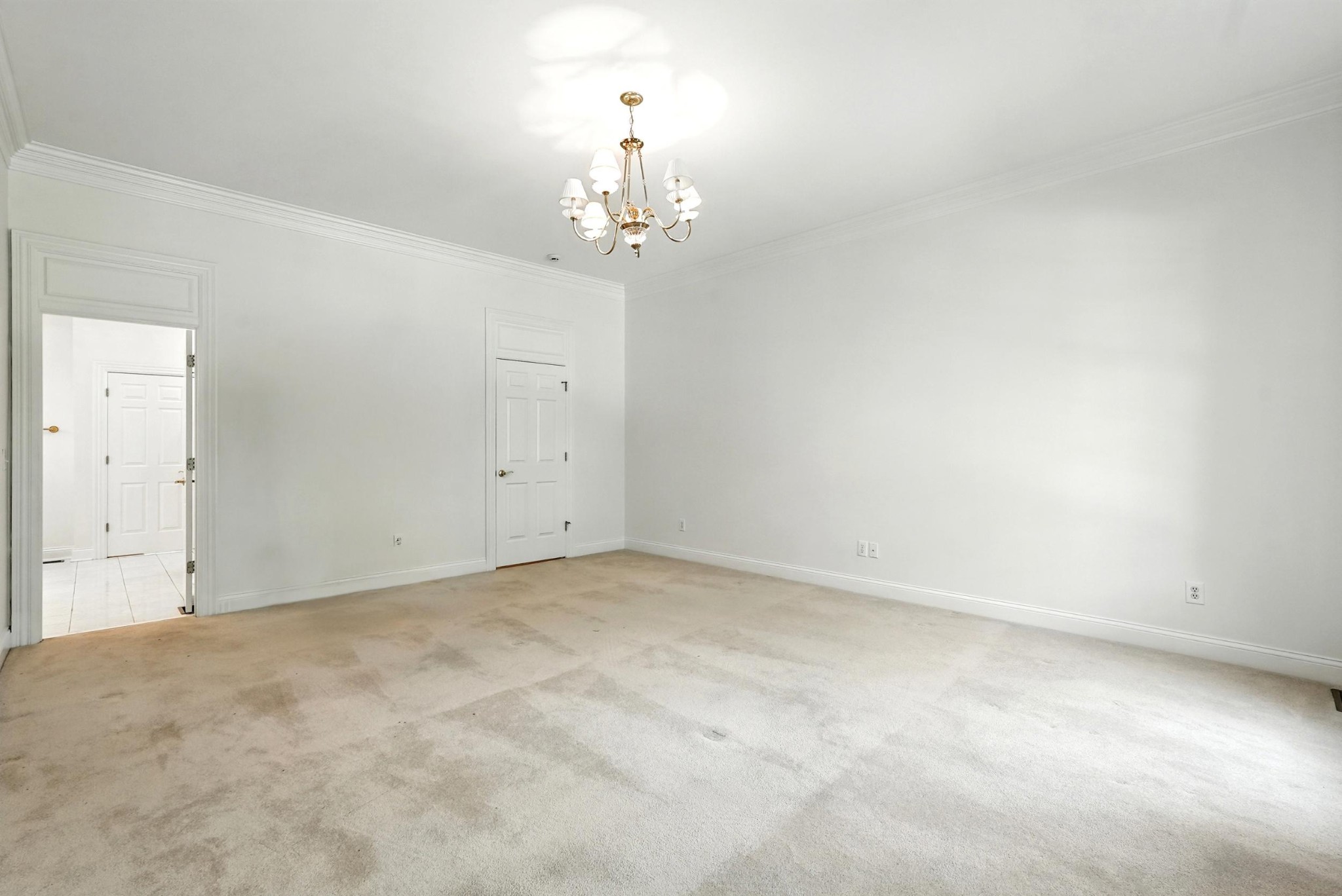 205 Belclaire Pl