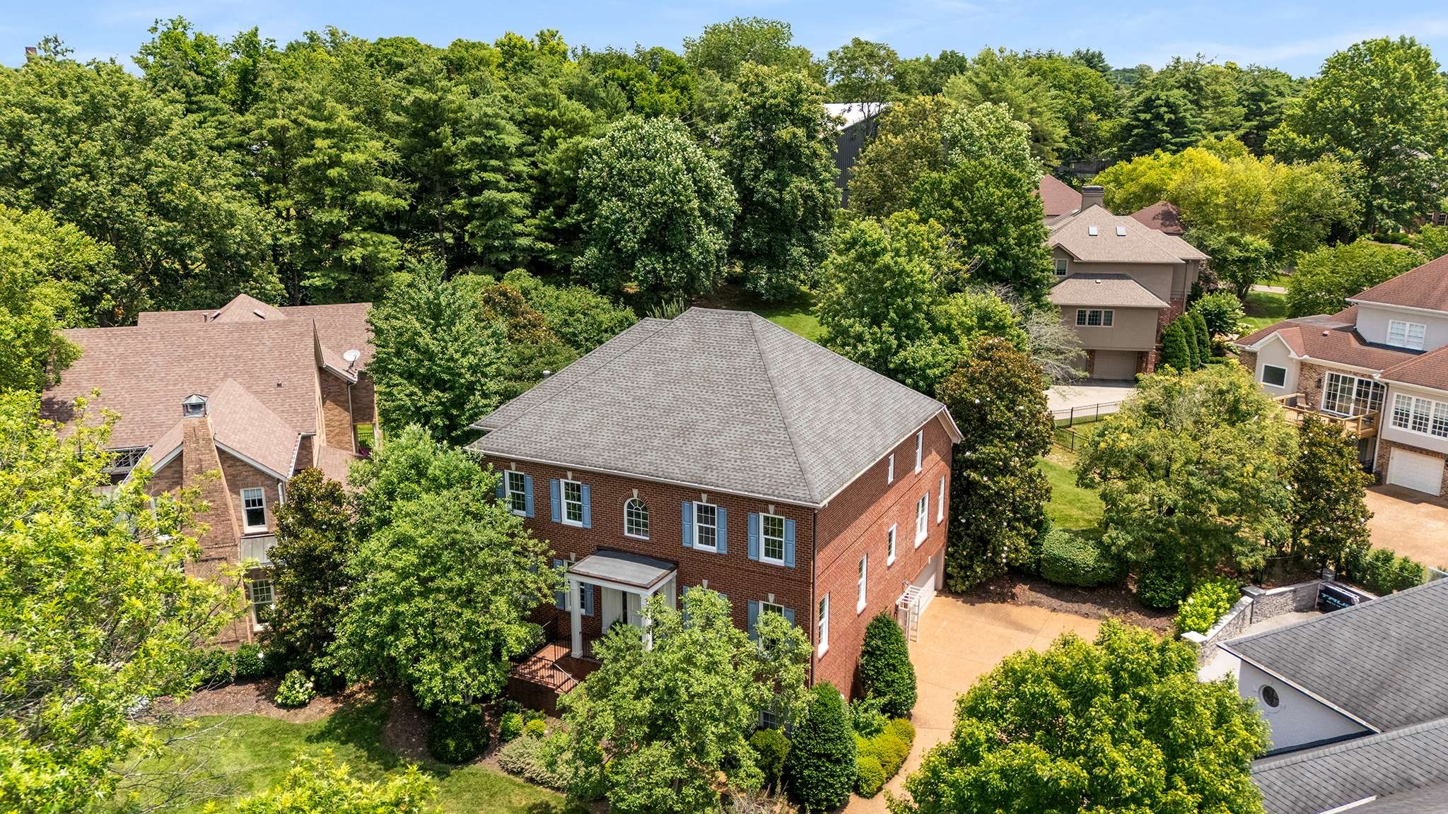 205 Belclaire Pl