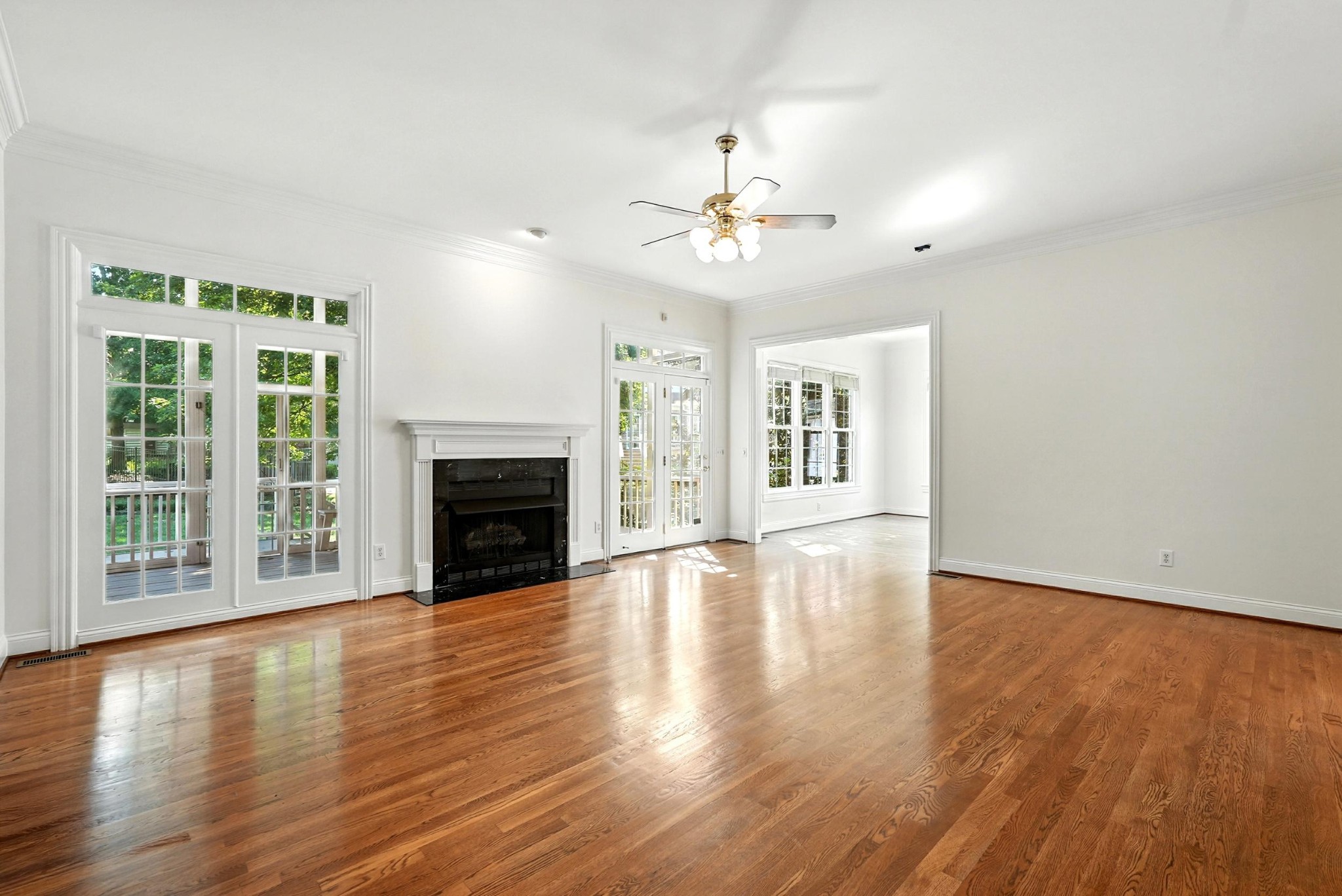 205 Belclaire Pl