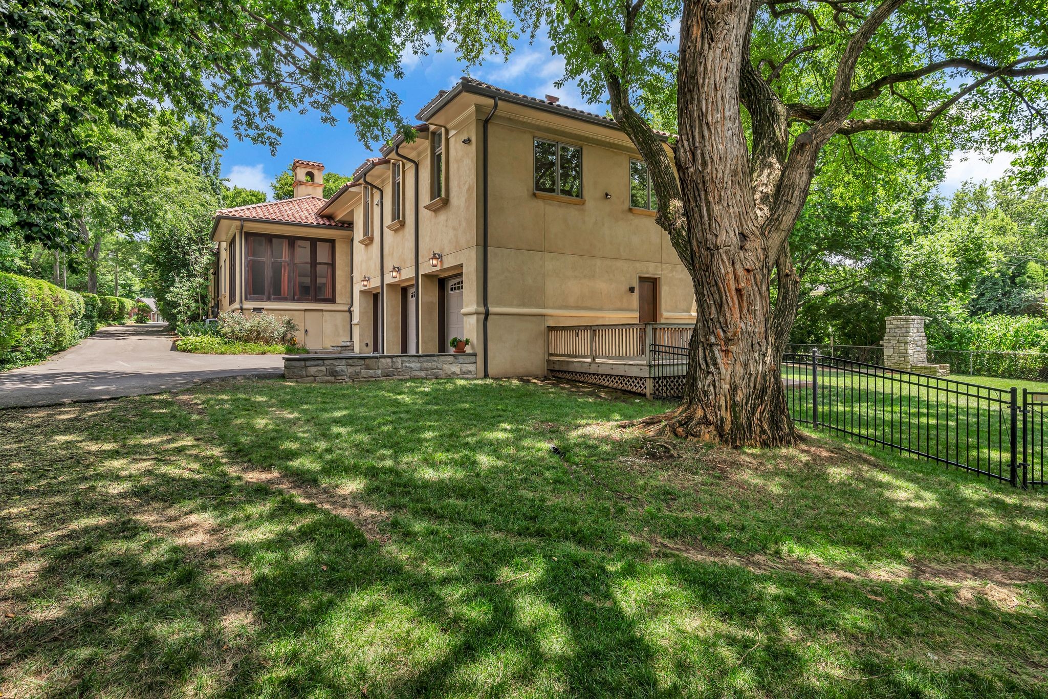 801 South Wilson Blvd