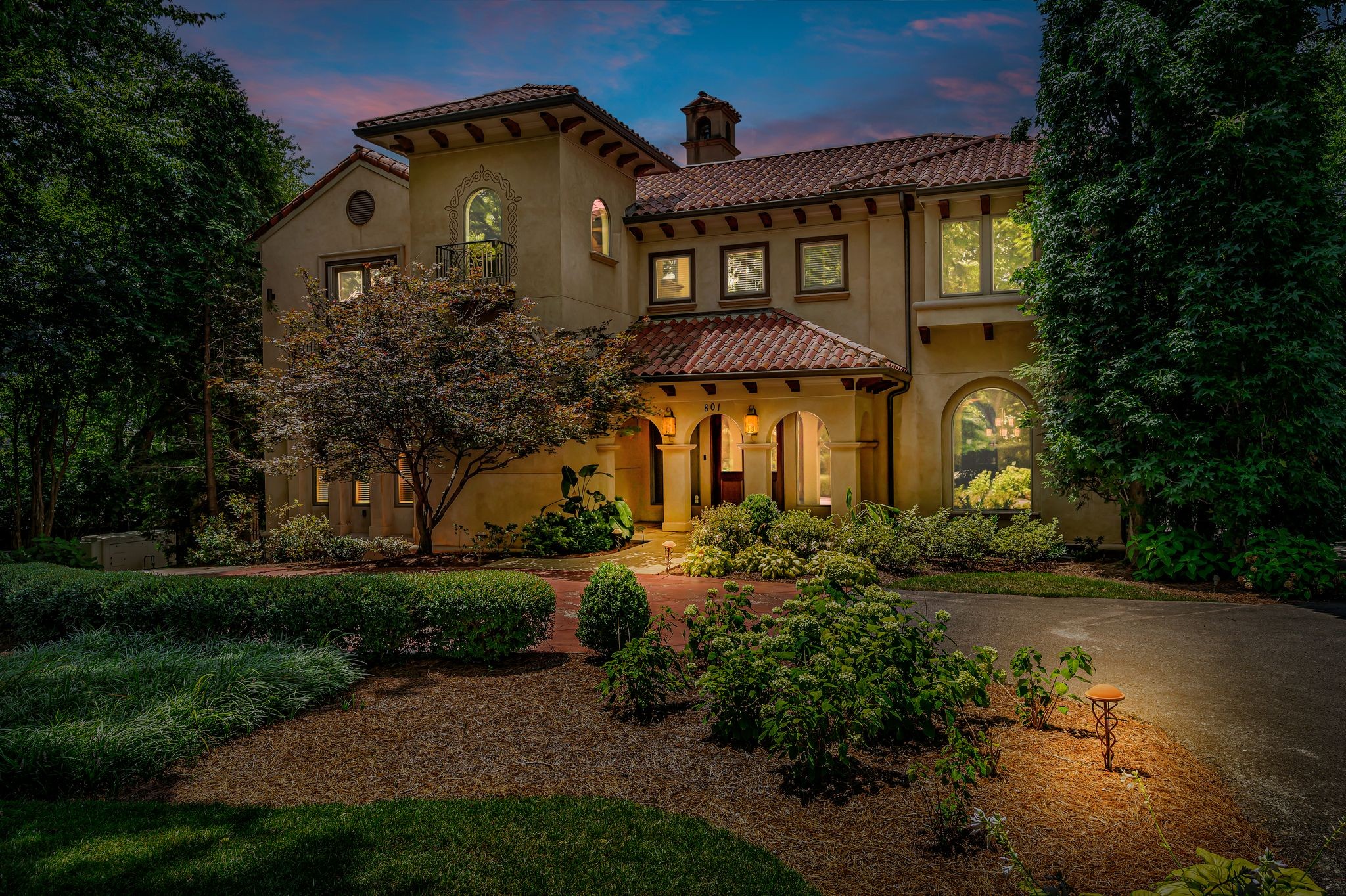 801 South Wilson Blvd