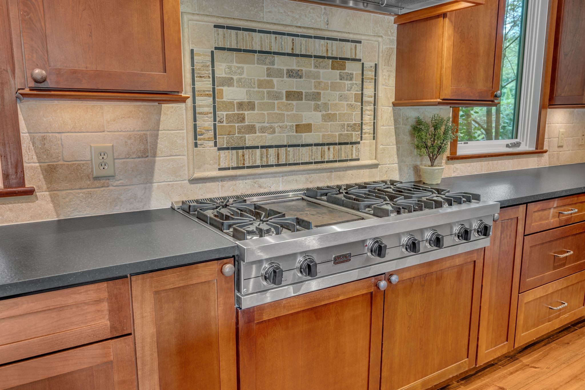 801 South Wilson Blvd