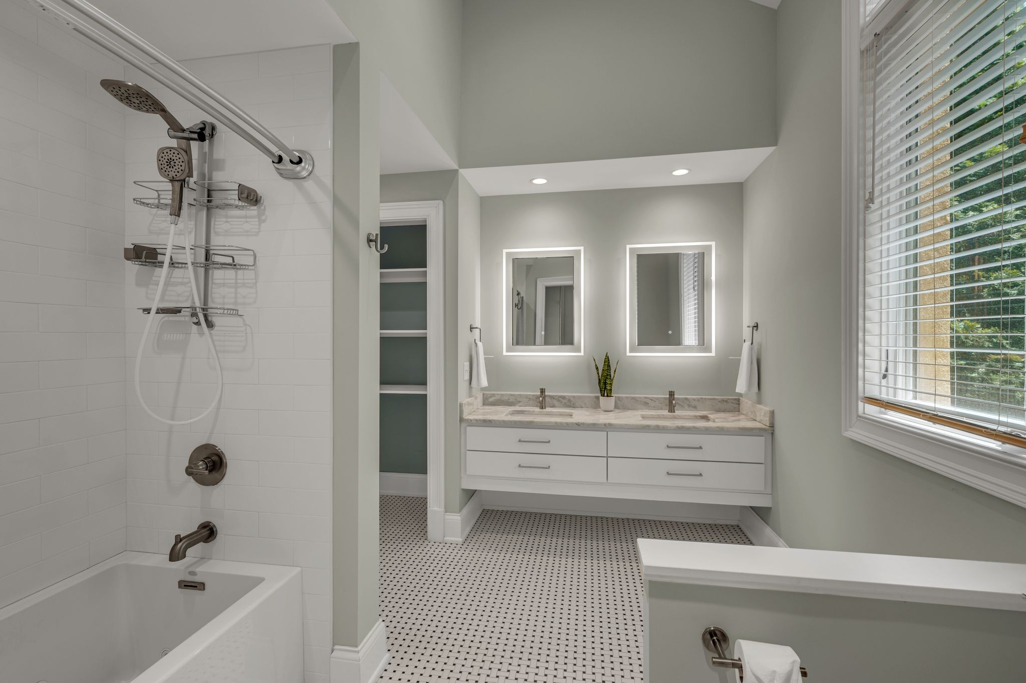 801 South Wilson Blvd