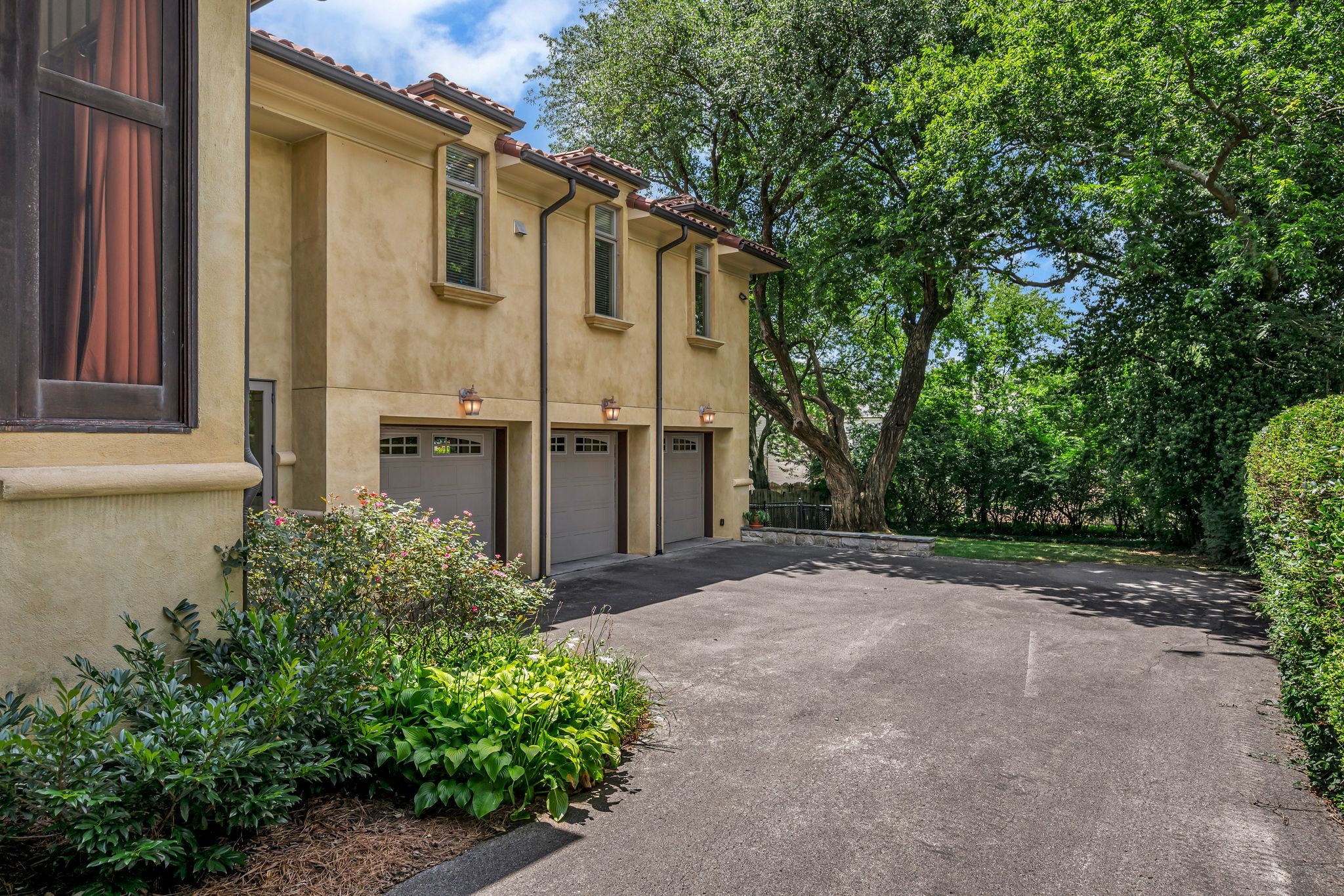 801 South Wilson Blvd