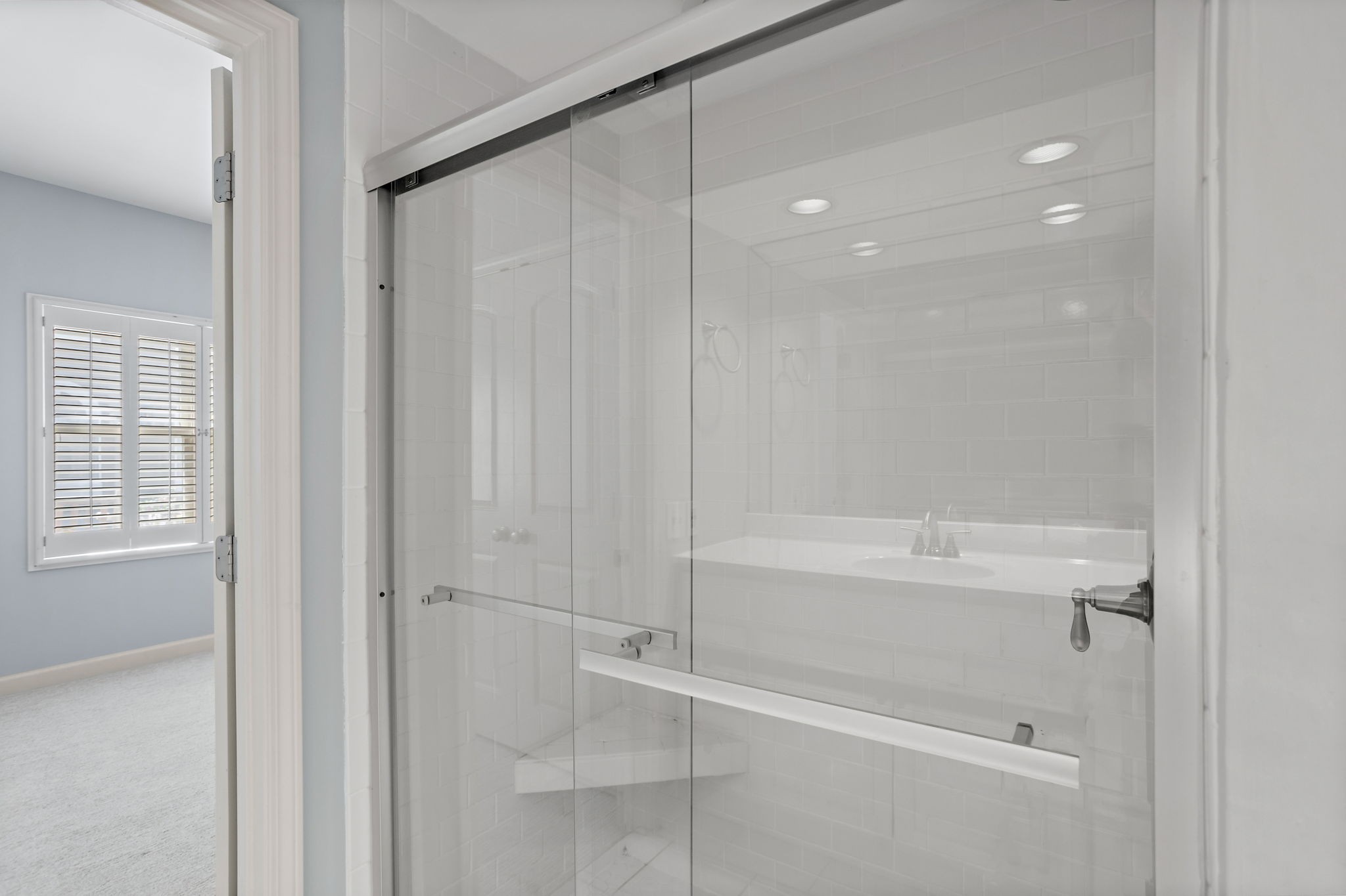 3818 West End Ave Unit: 111