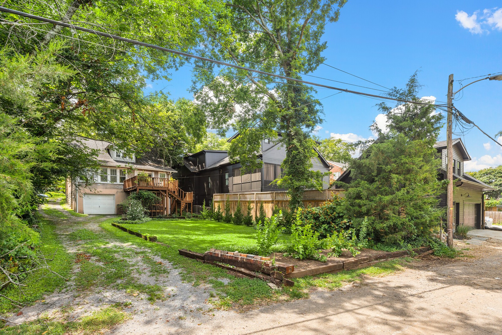 2908 Belmont Blvd