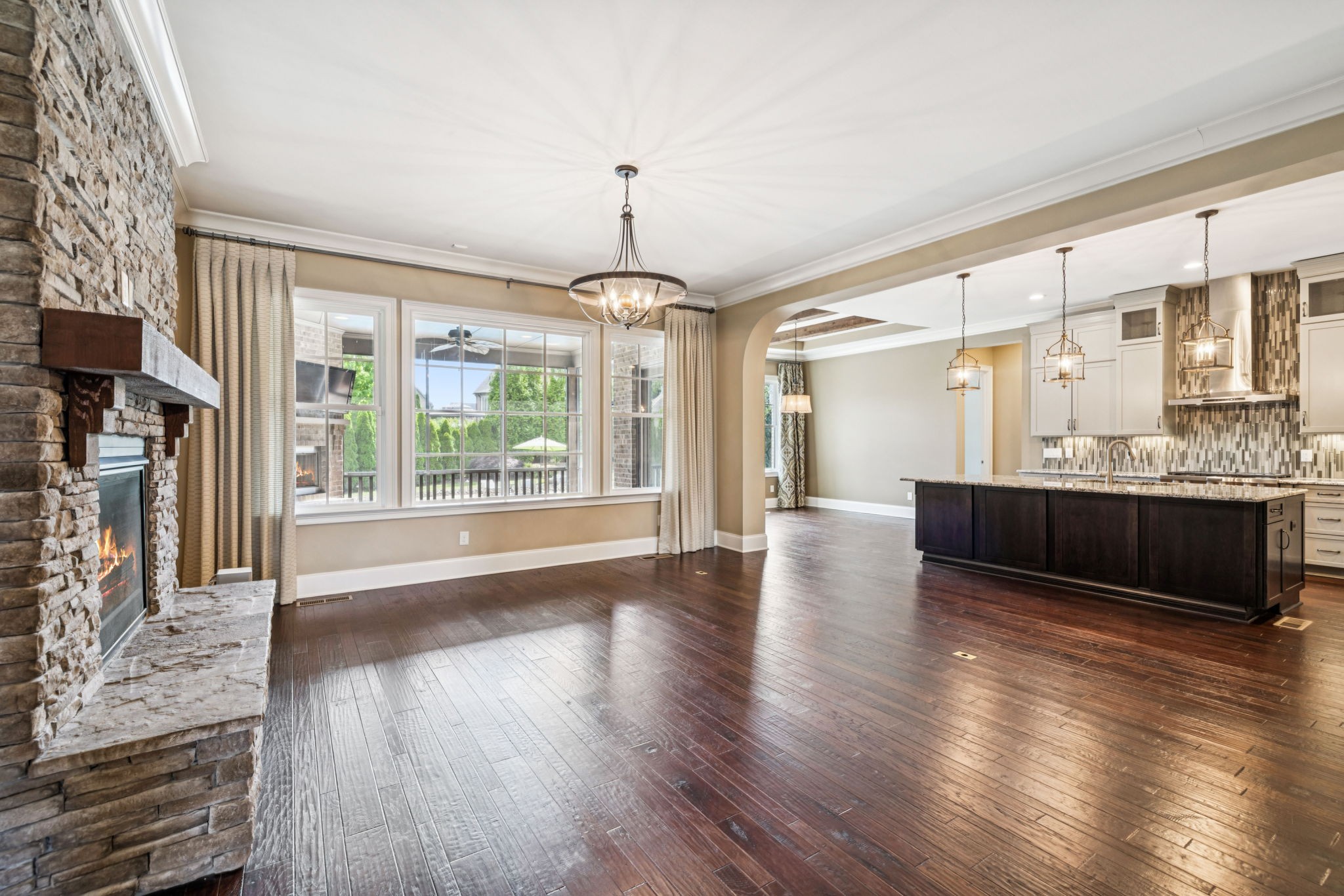 1841 Tiverton Pl