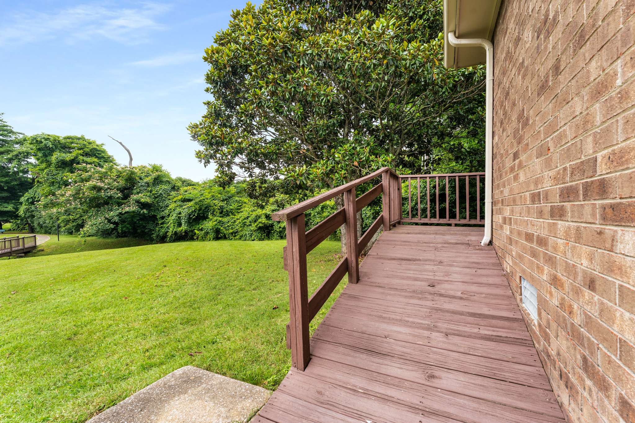 434 Deer Lake Dr