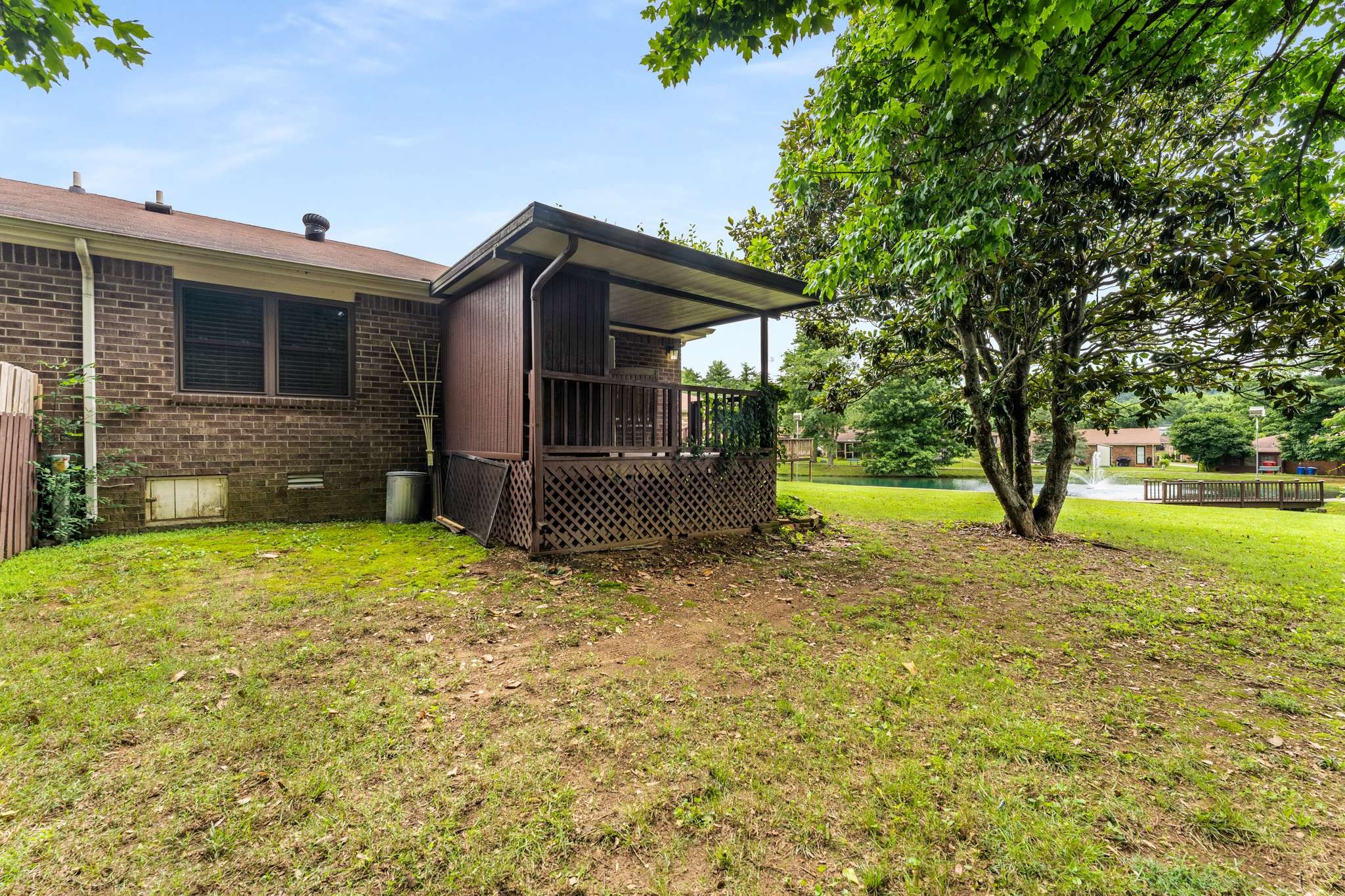 434 Deer Lake Dr