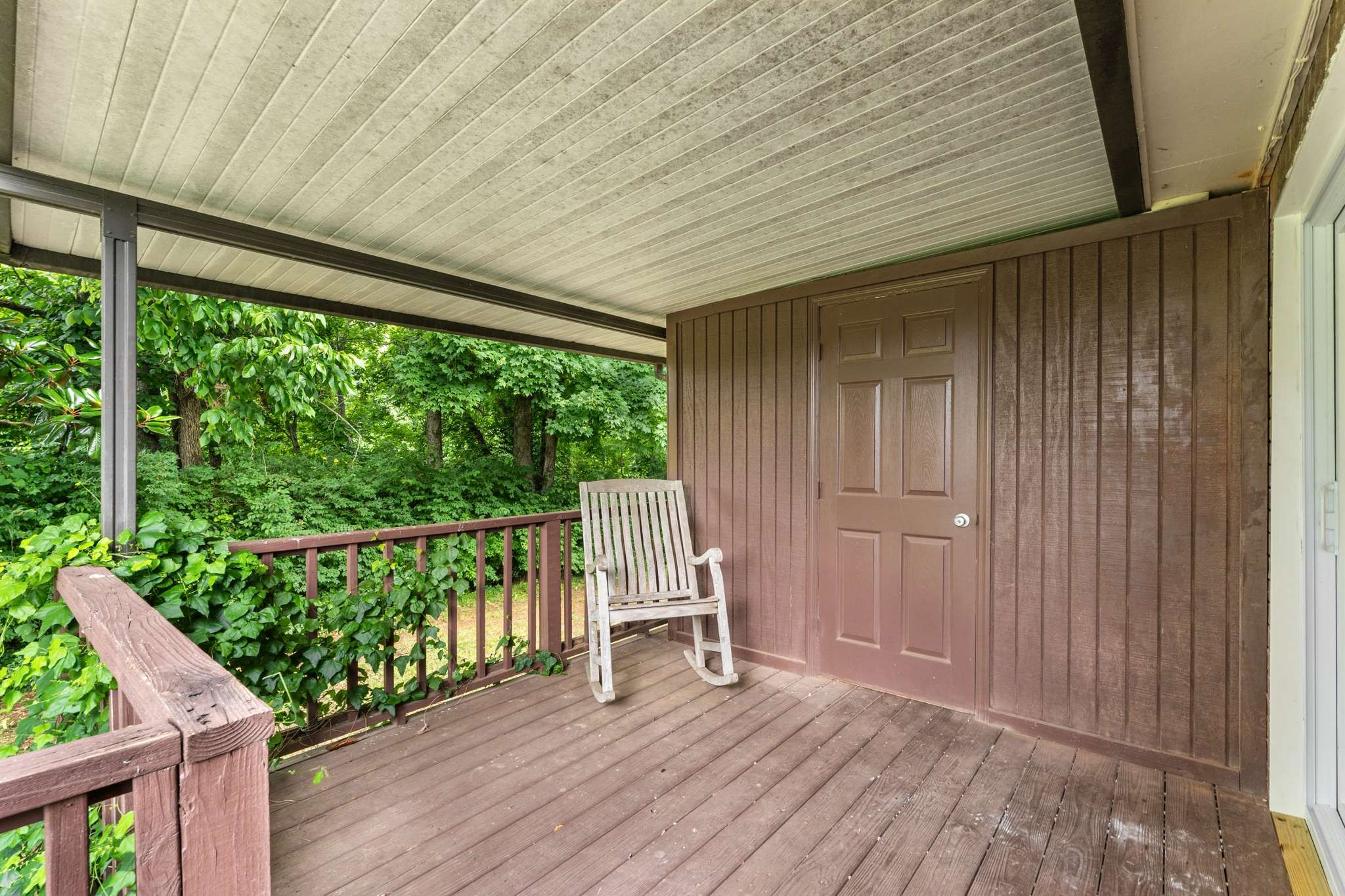 434 Deer Lake Dr