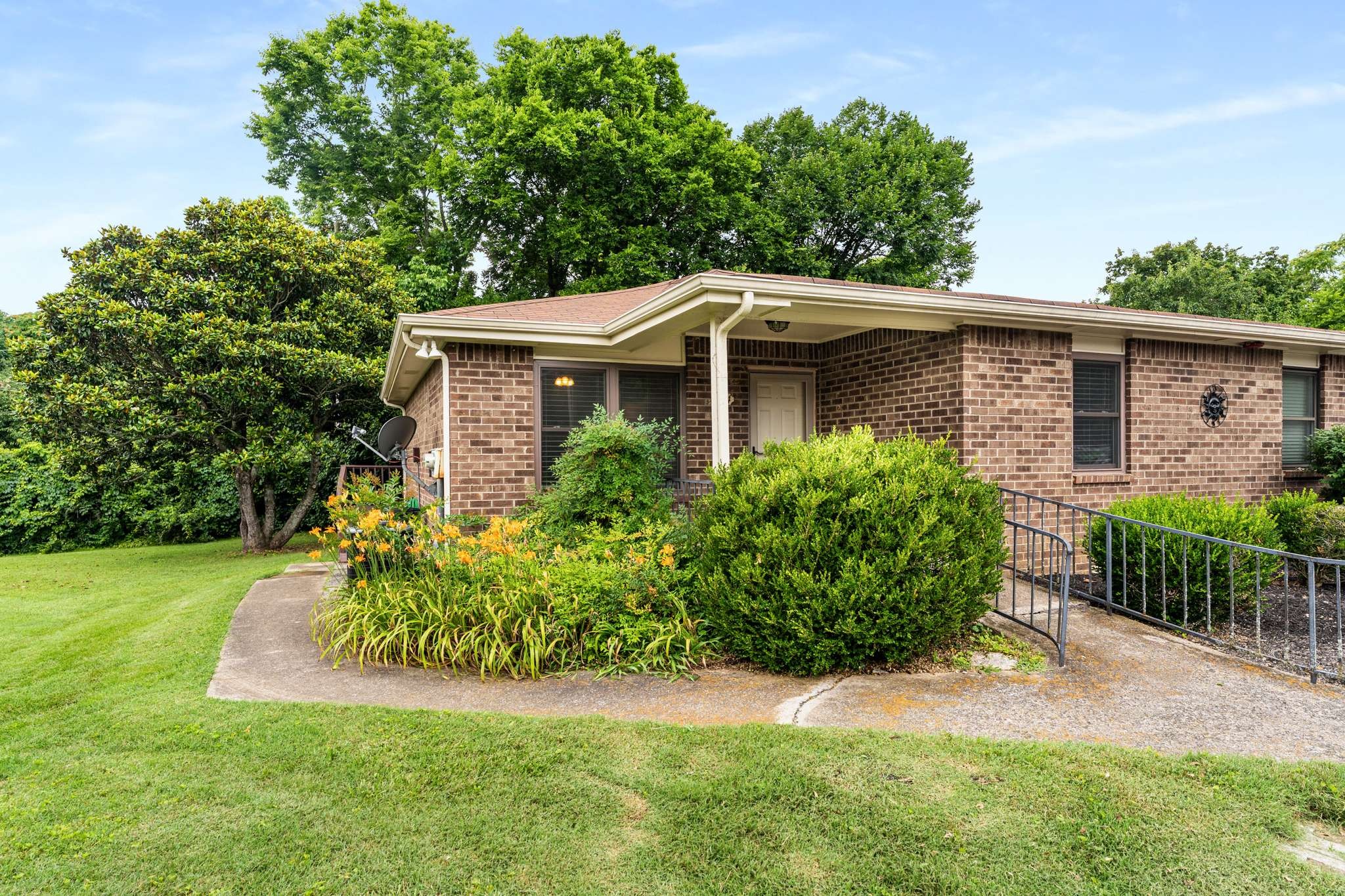 434 Deer Lake Dr