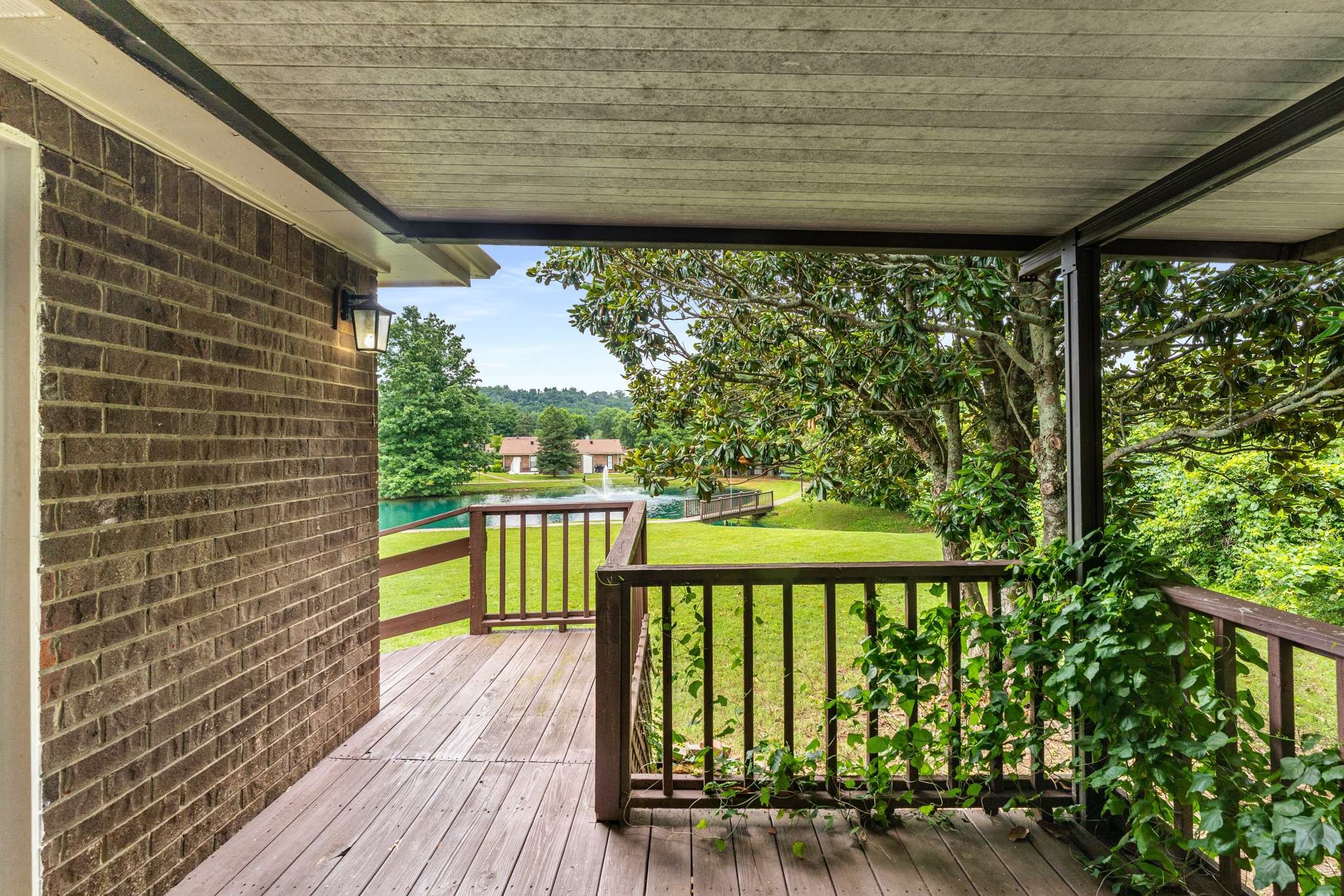 434 Deer Lake Dr