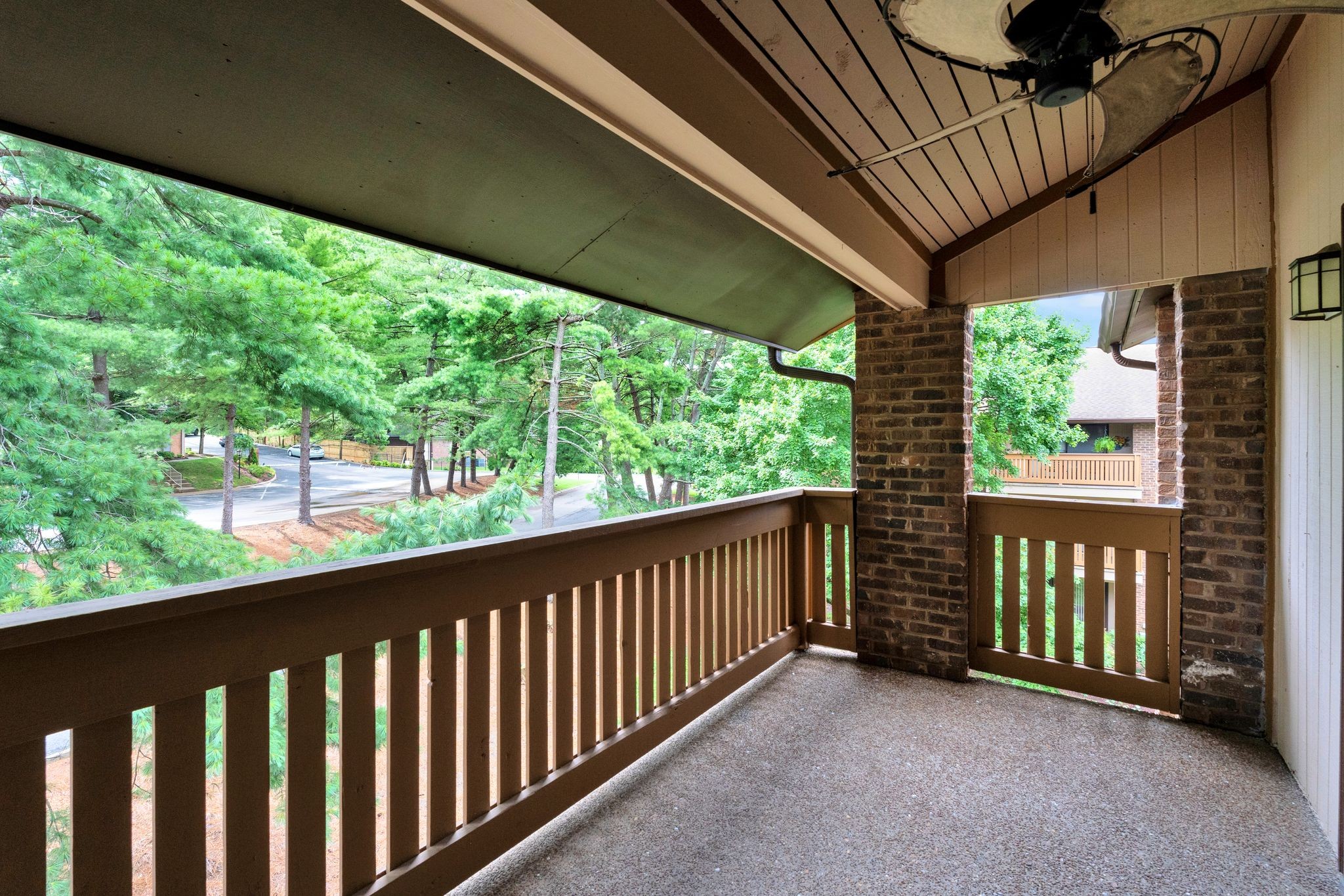 123 Hillsboro Pl