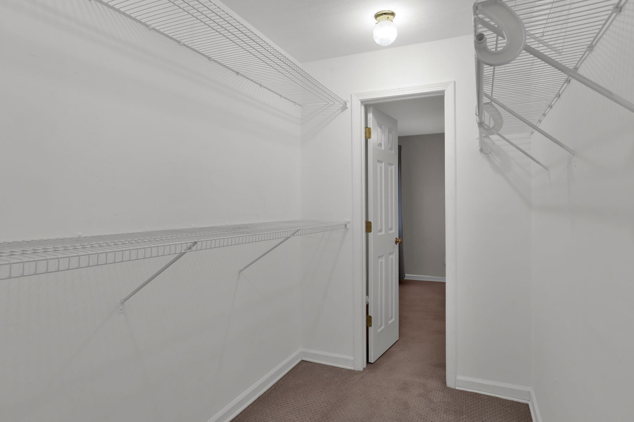 123 Hillsboro Pl