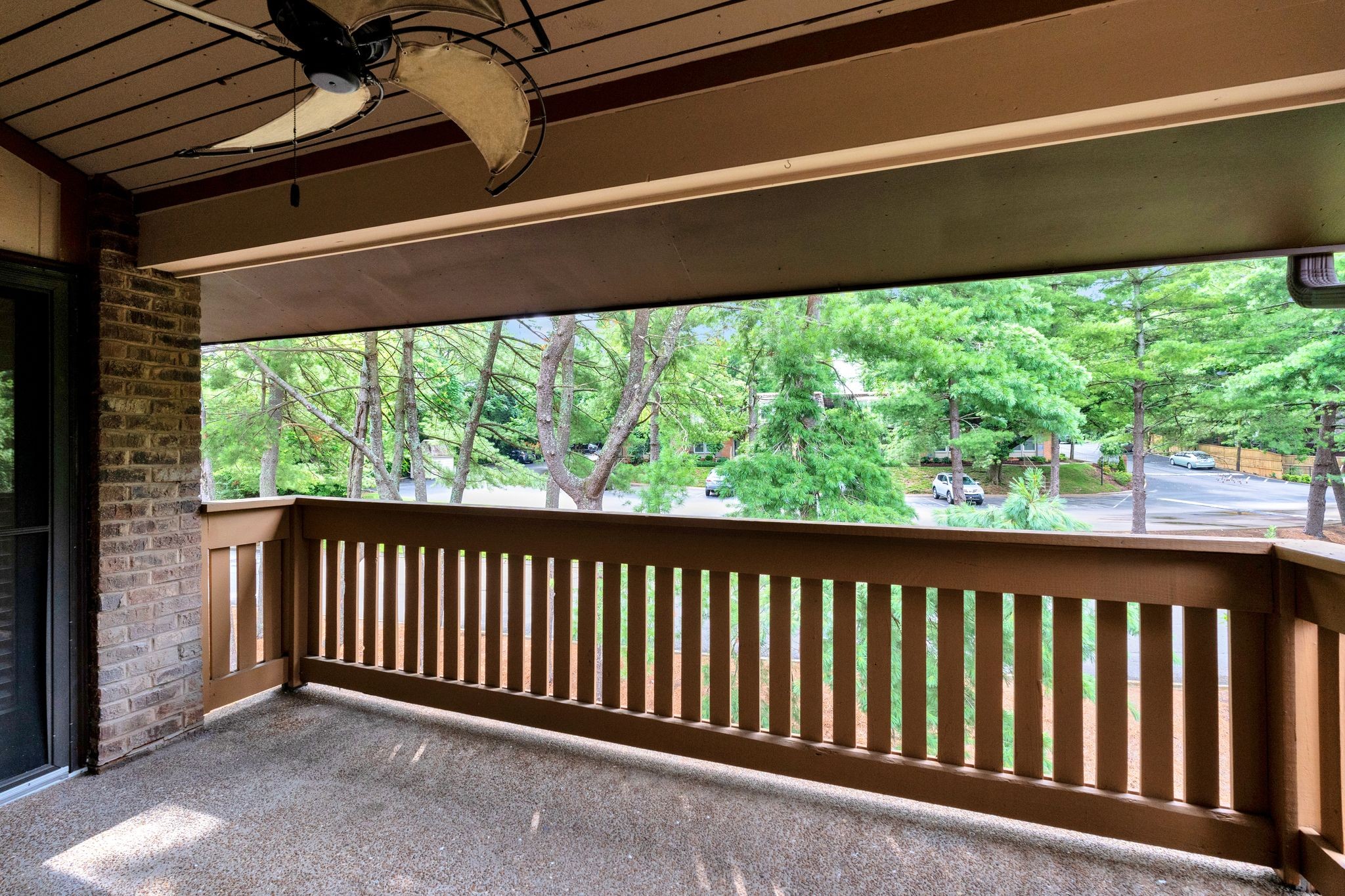 123 Hillsboro Pl