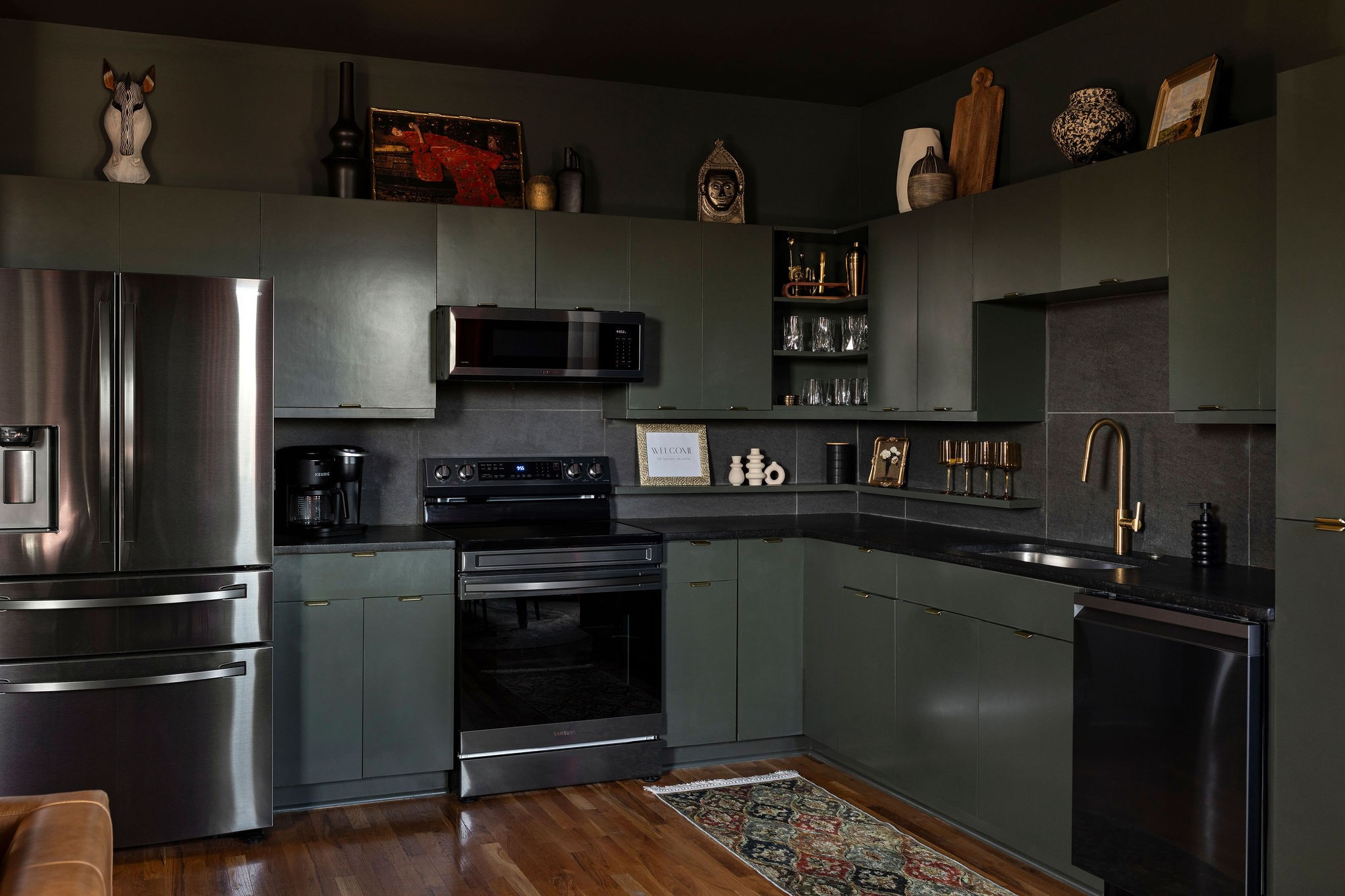2513 White Ave Unit: 1