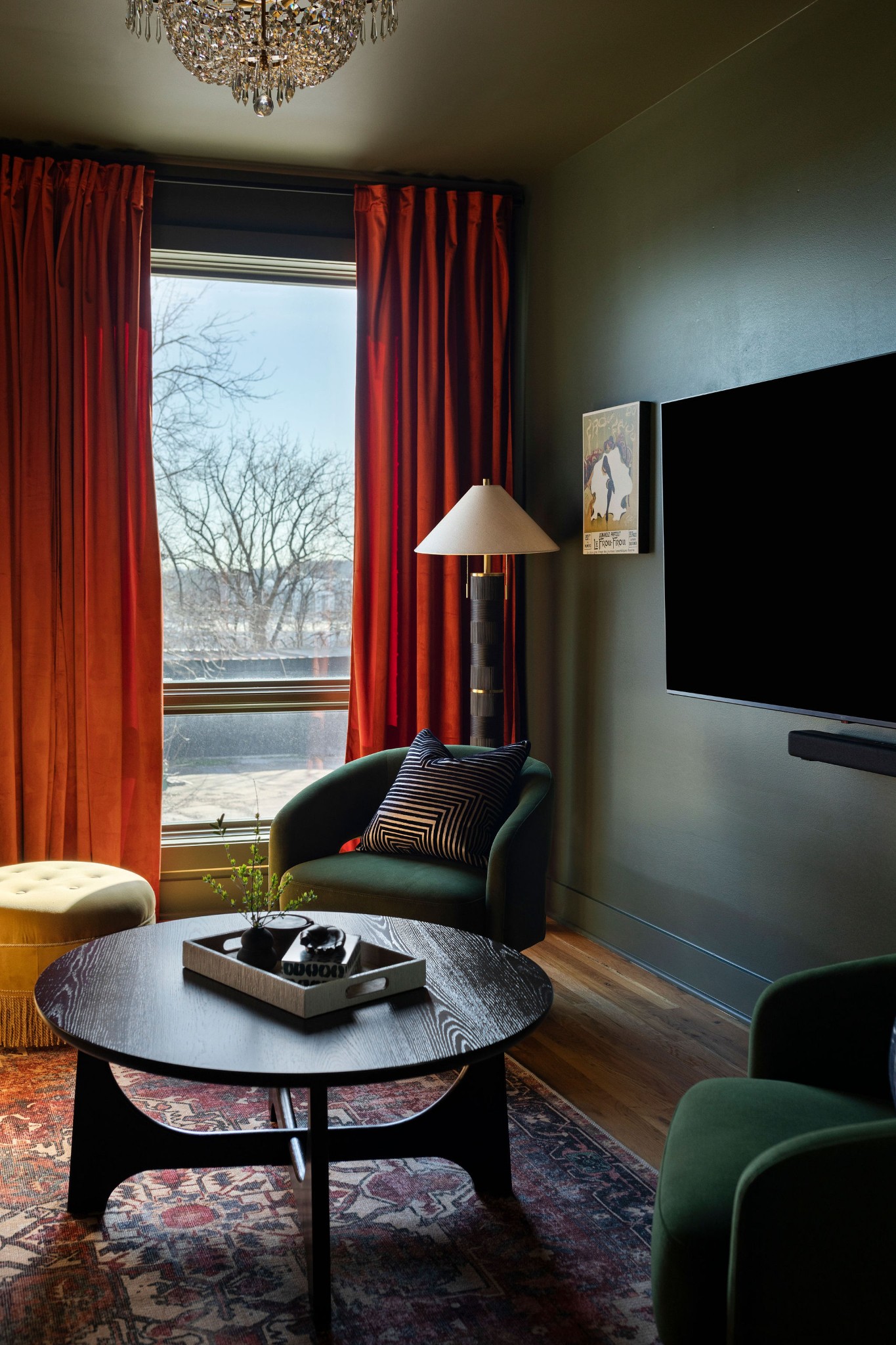 2513 White Ave Unit: 1