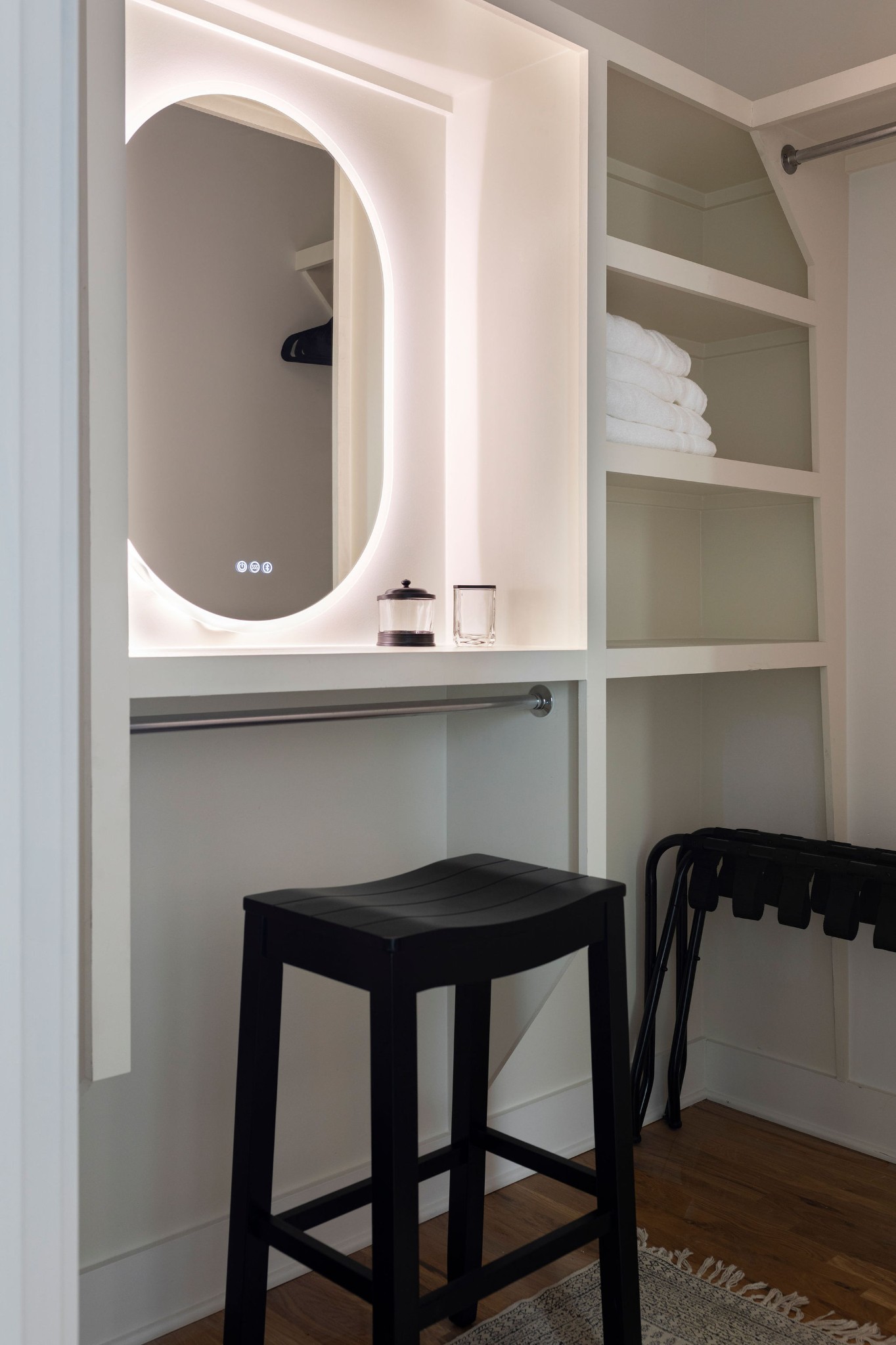2513 White Ave Unit: 1