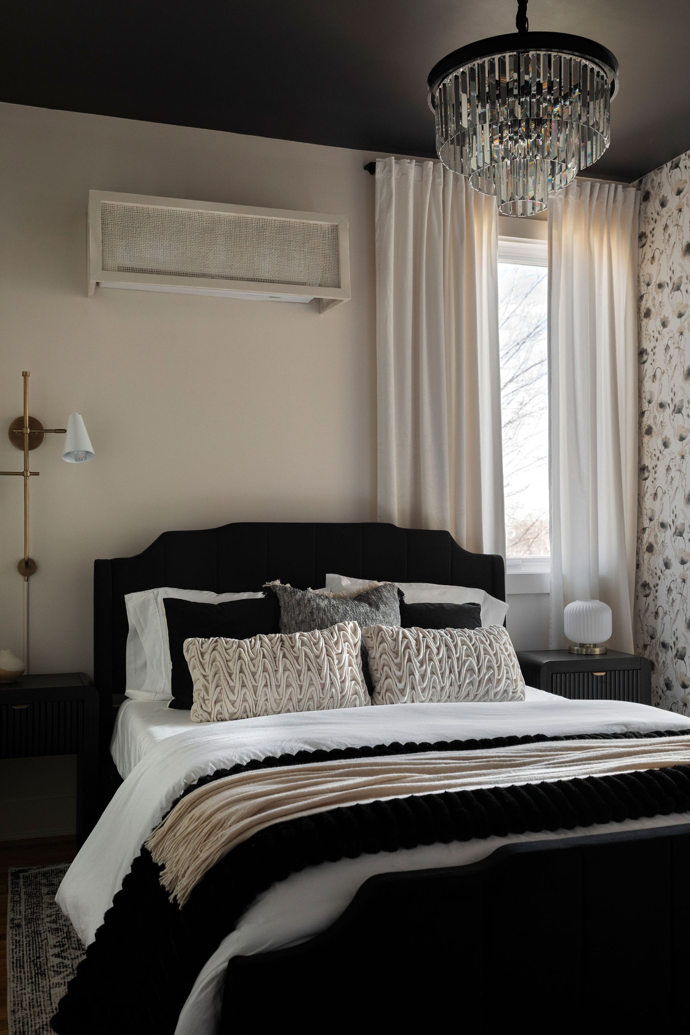 2513 White Ave Unit: 1