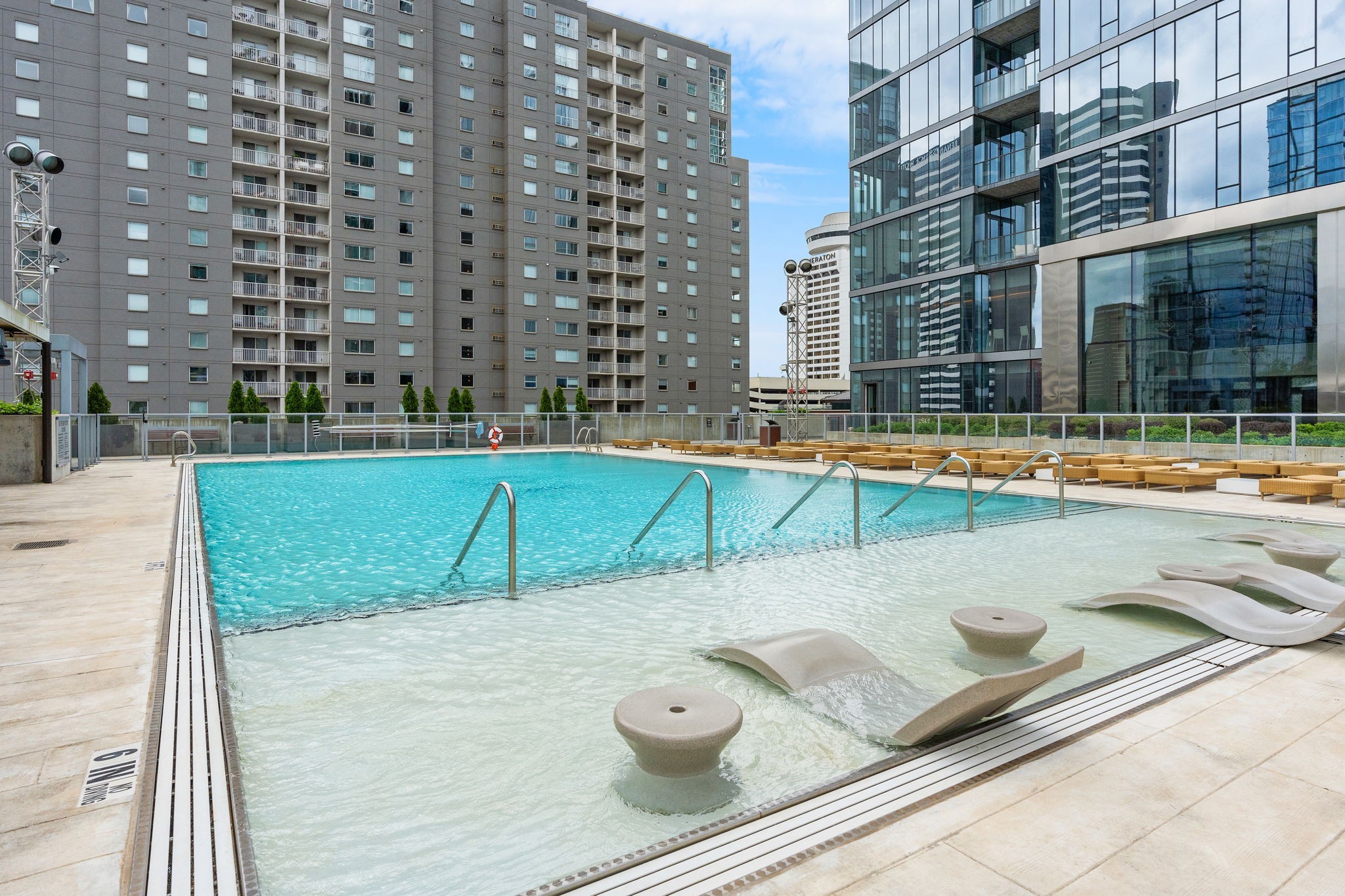 515 Church St Unit: 4301