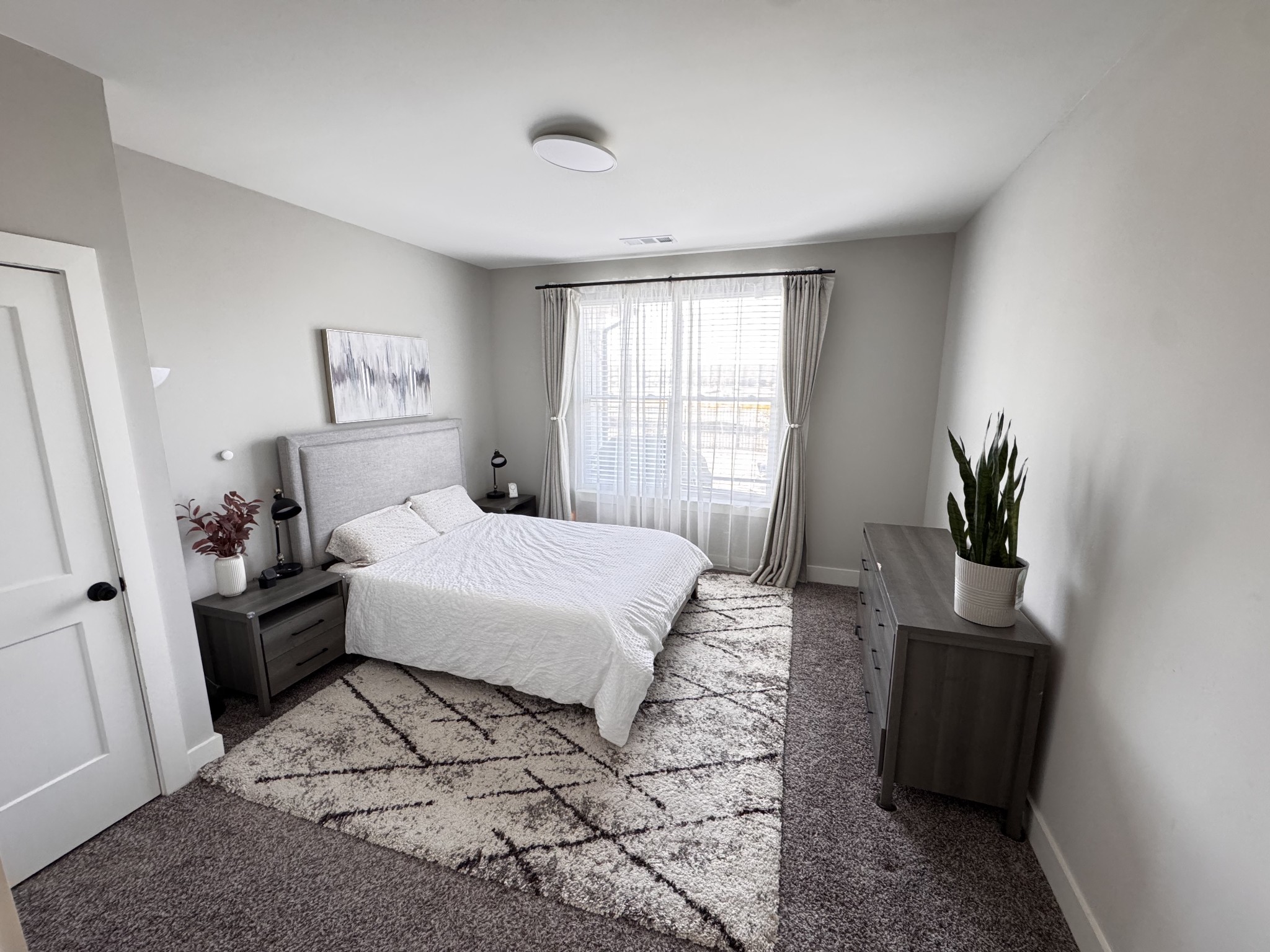 2609 Leawood Ct