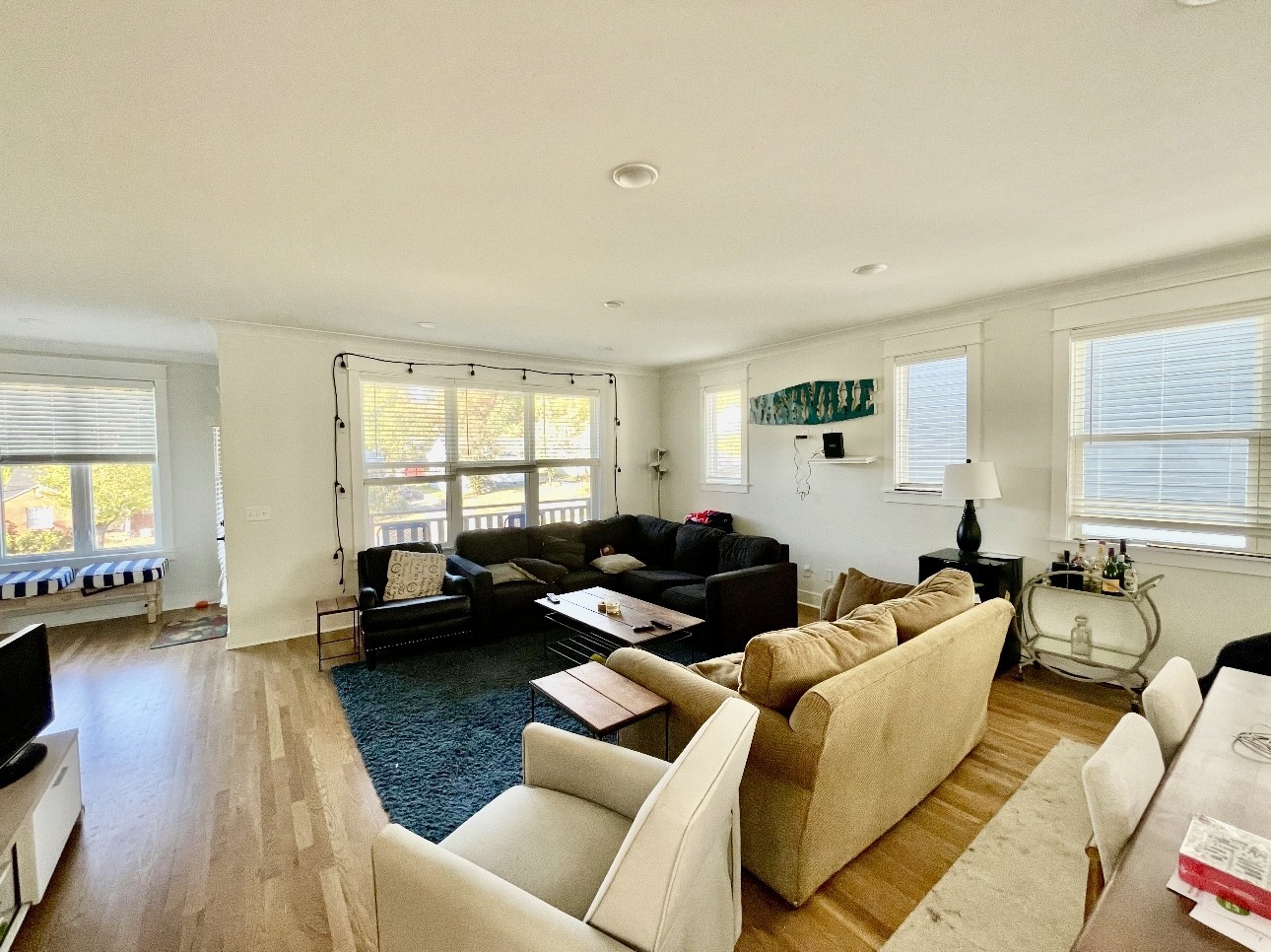 530 Edwin St Unit: 3
