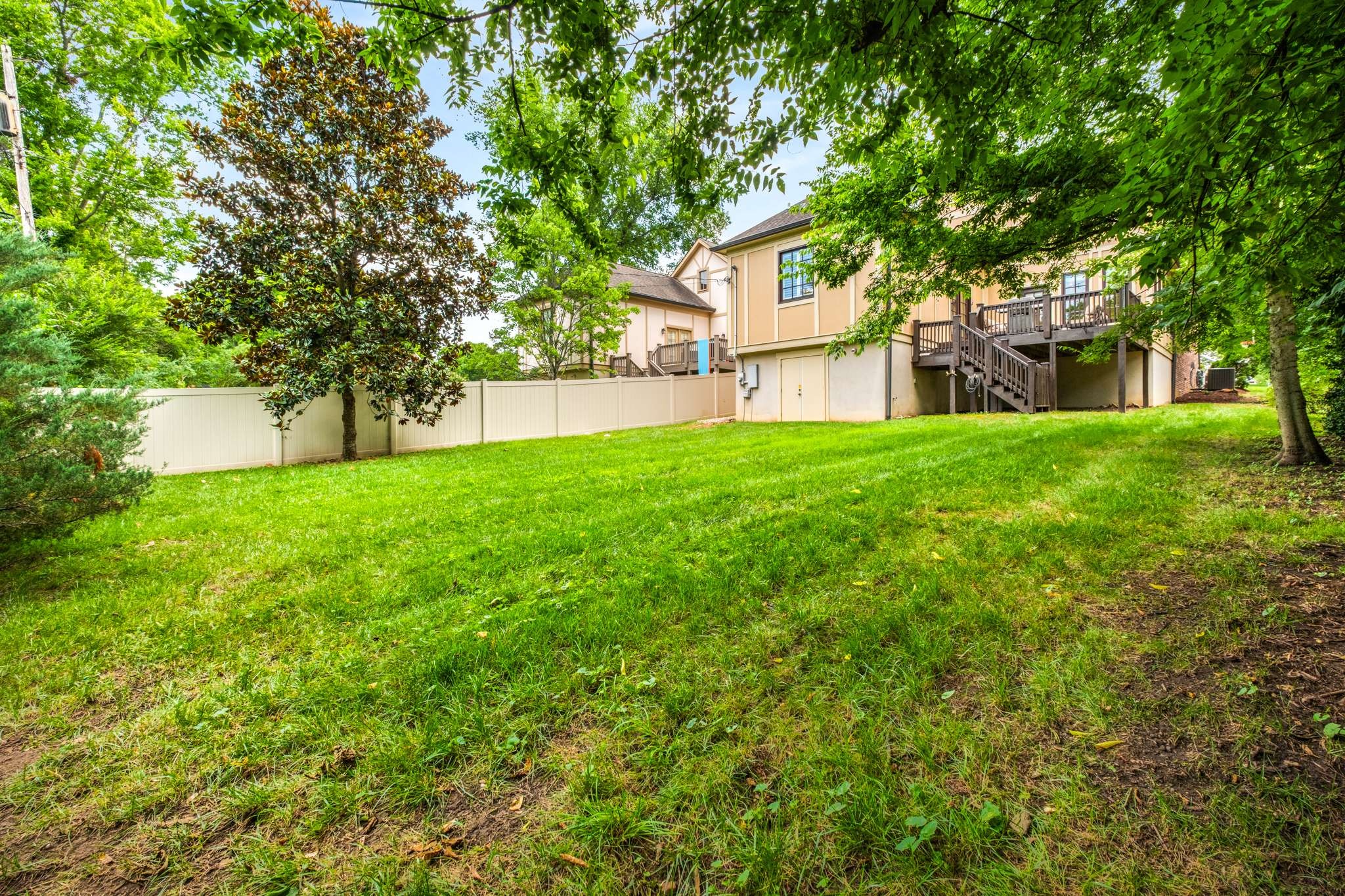 902B Coral Rd