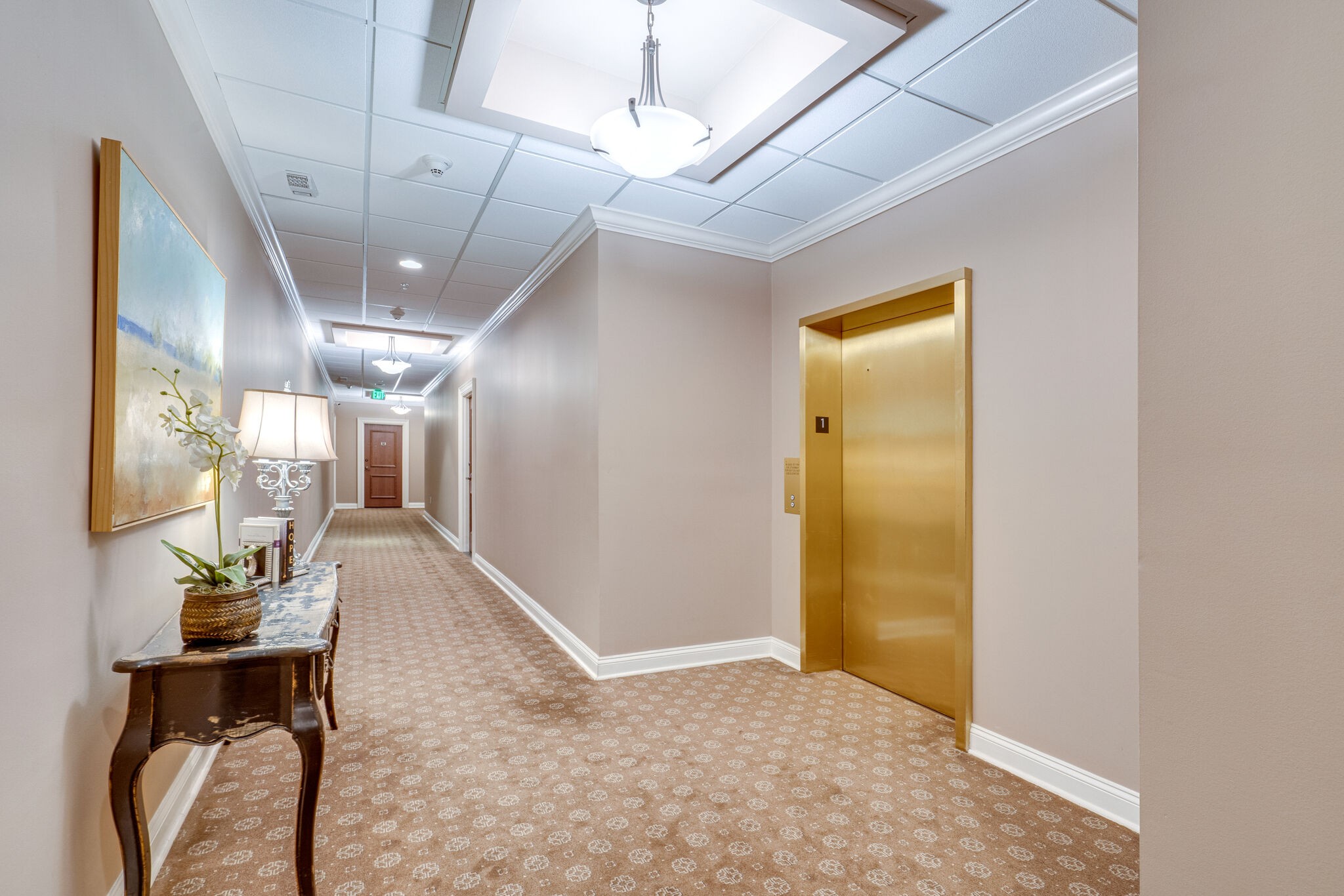2411 Crestmoor Rd Unit: 104