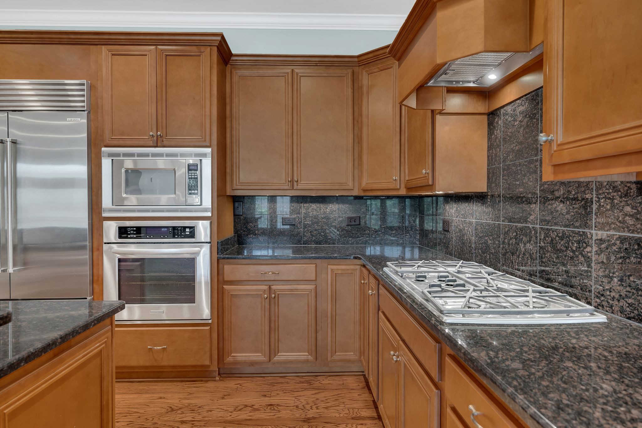 2411 Crestmoor Rd Unit: 104