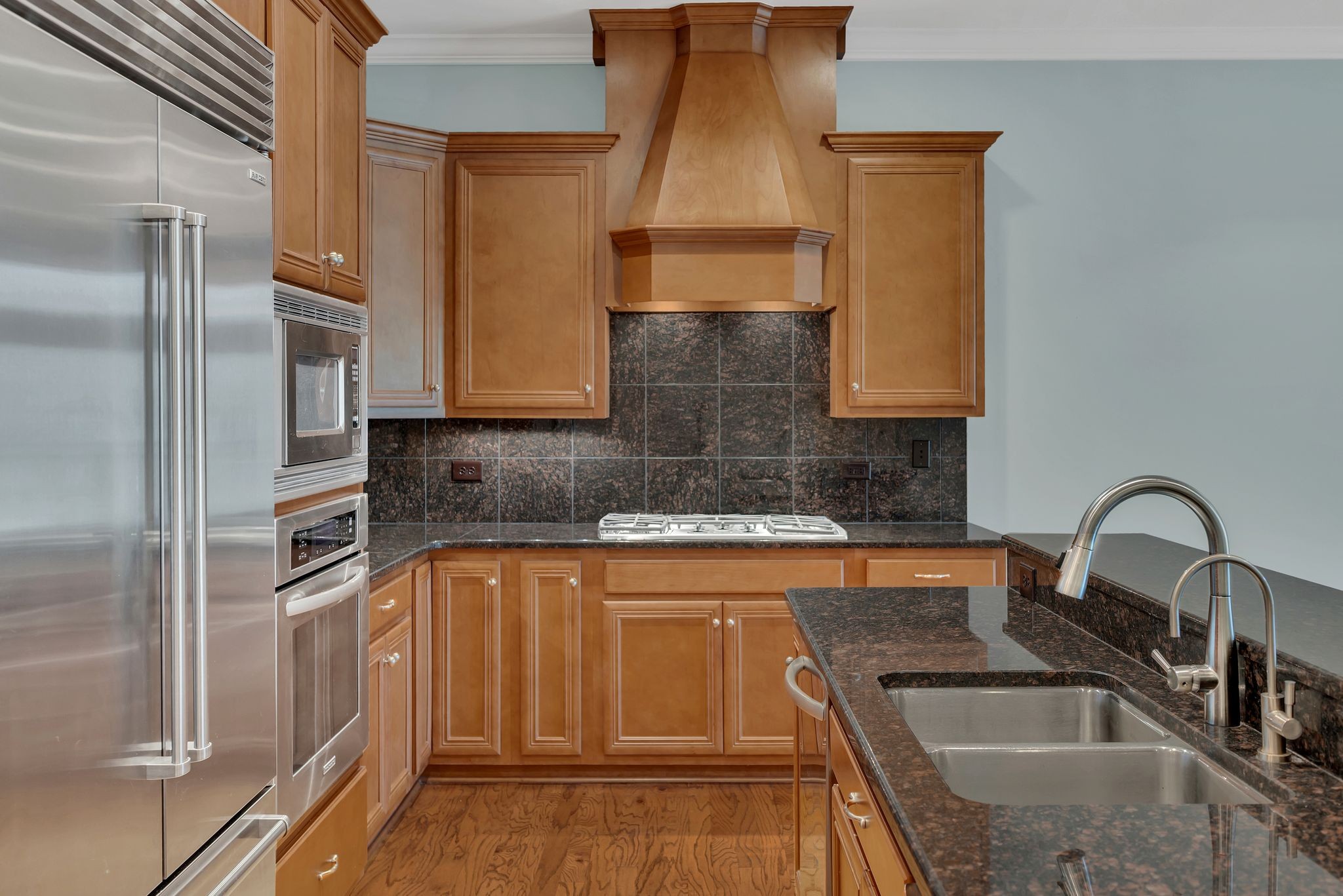 2411 Crestmoor Rd Unit: 104