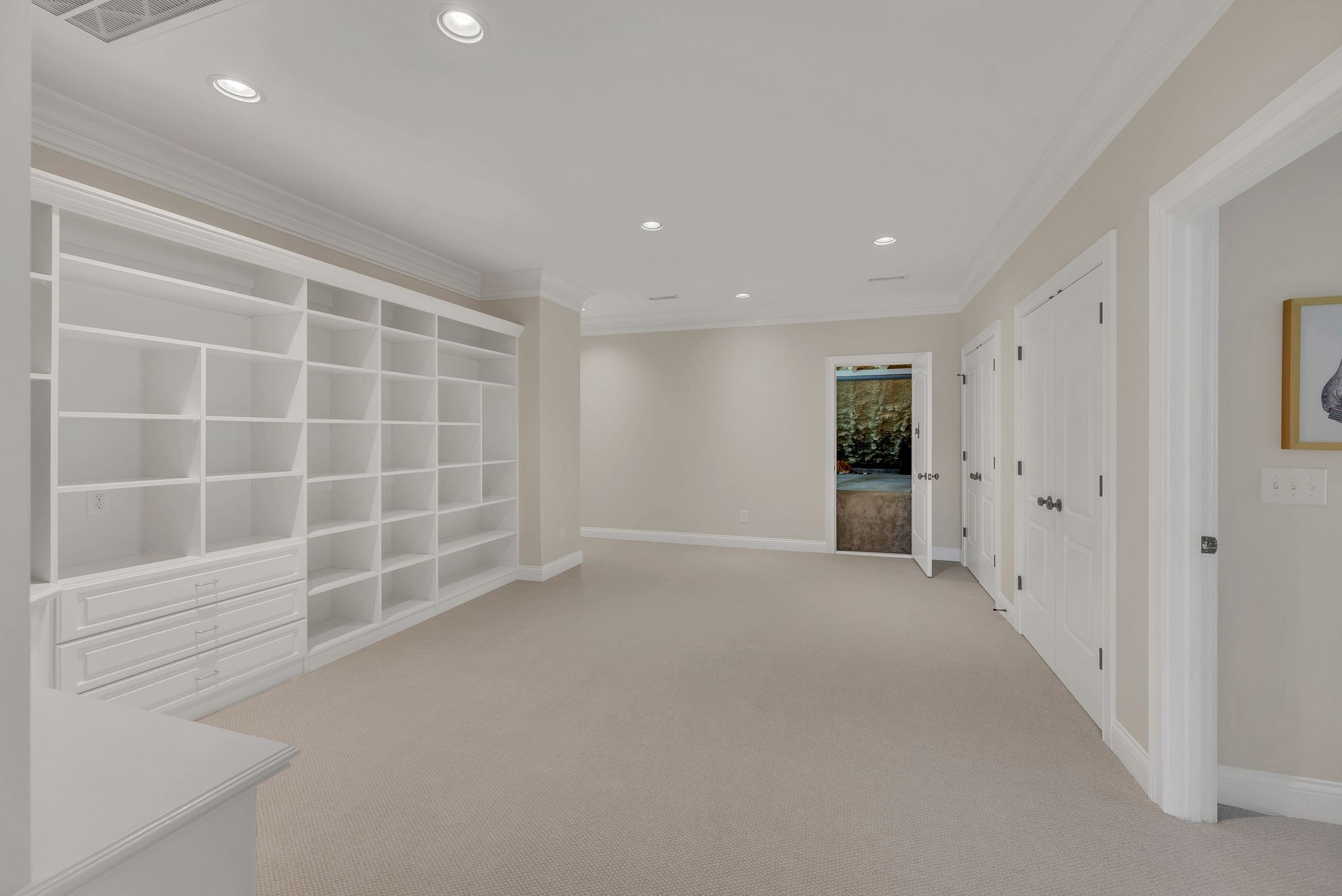 208 Belclaire Pl