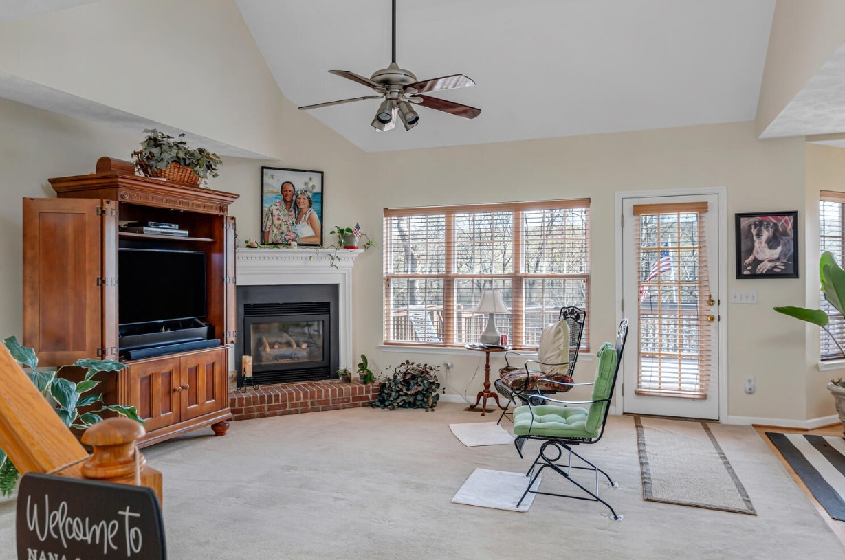 3289 River Walk Dr