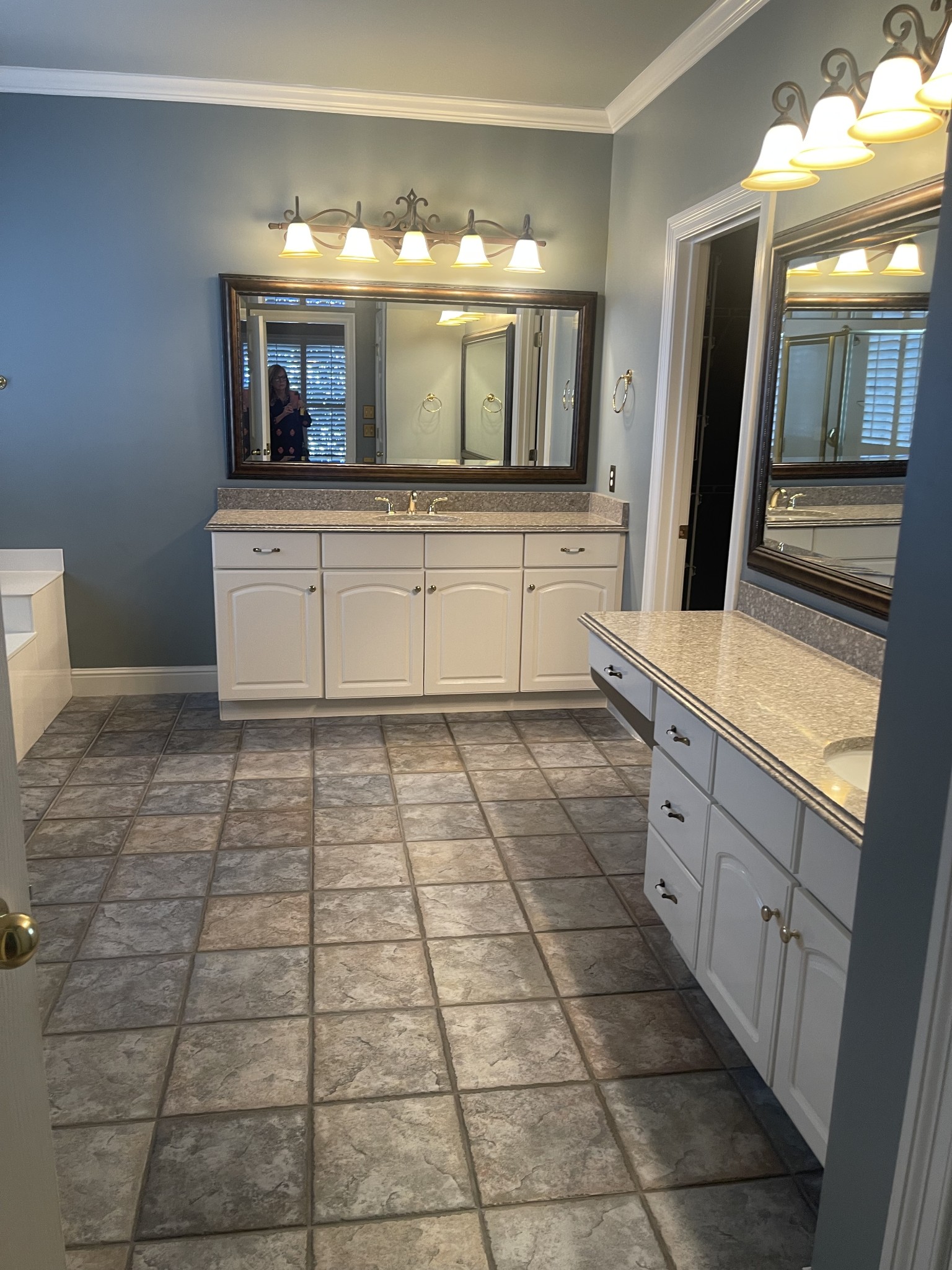 113 Abbeywood Dr