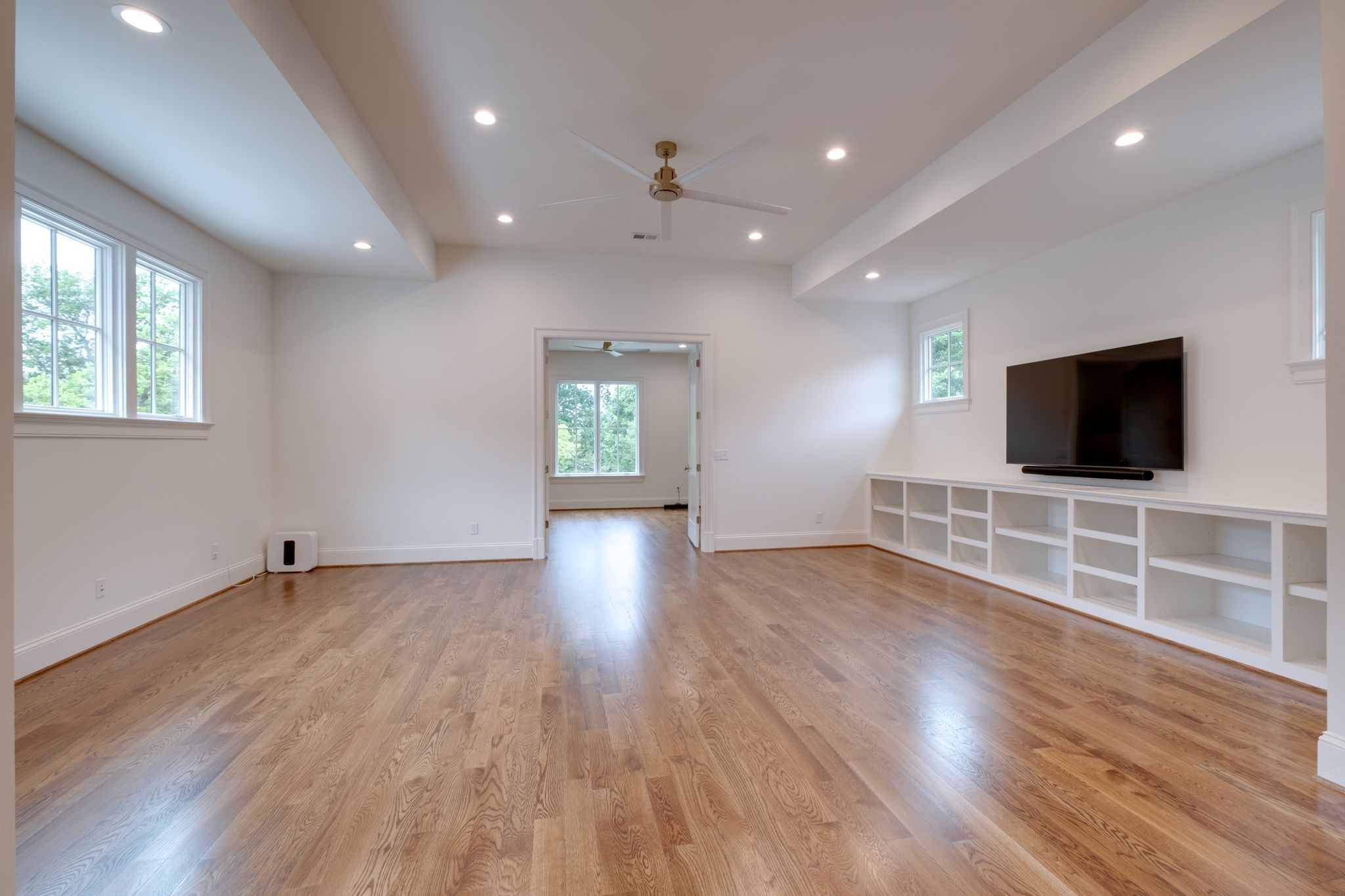 812 Wilson Blvd