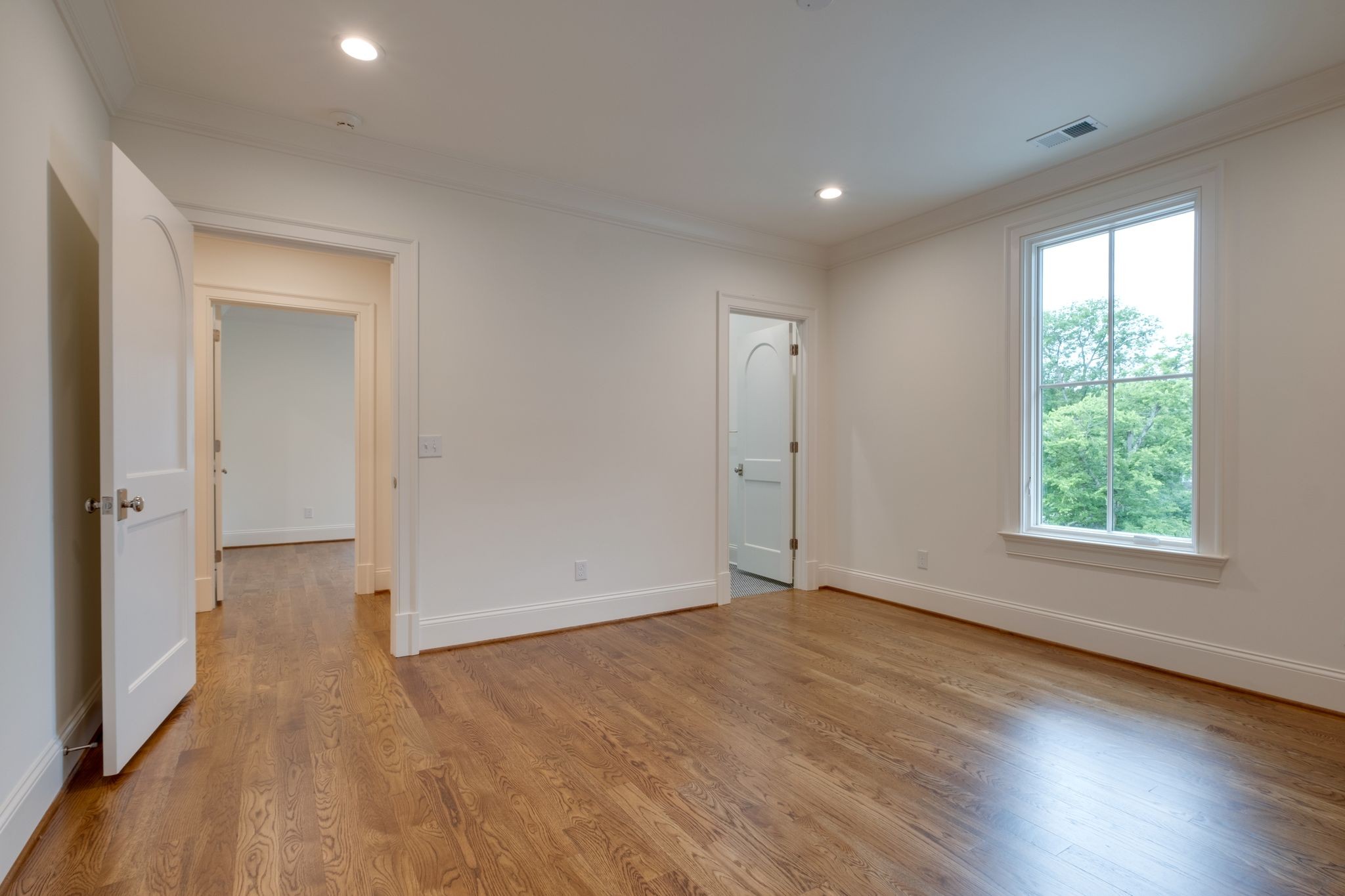 812 Wilson Blvd