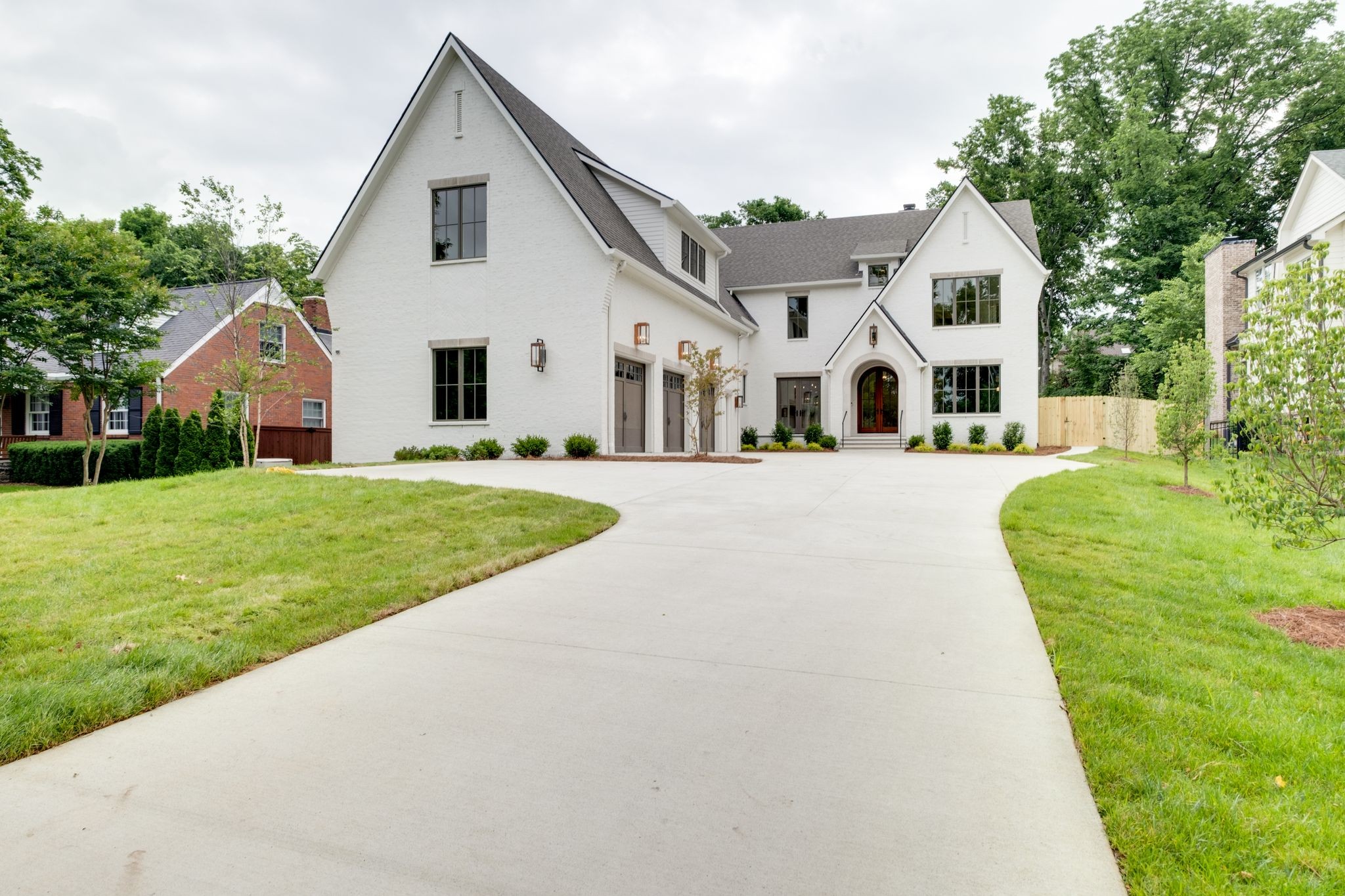 812 Wilson Blvd