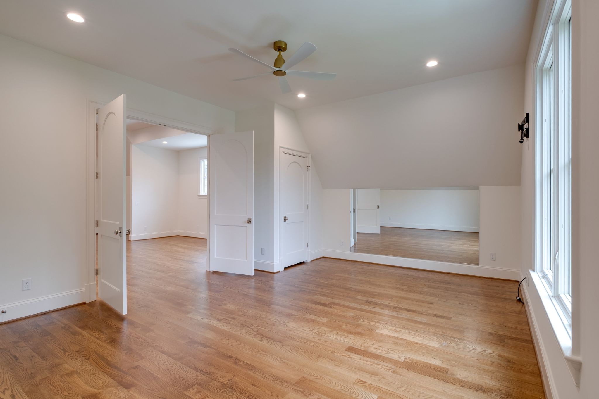 812 Wilson Blvd