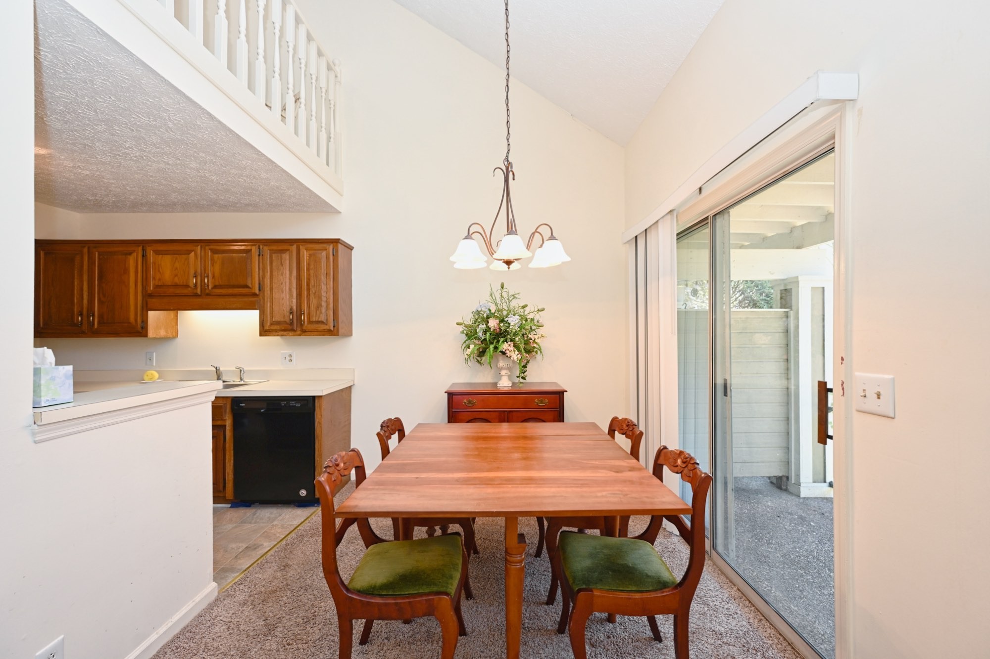 129 Cherry Hill Dr Unit: 18D
