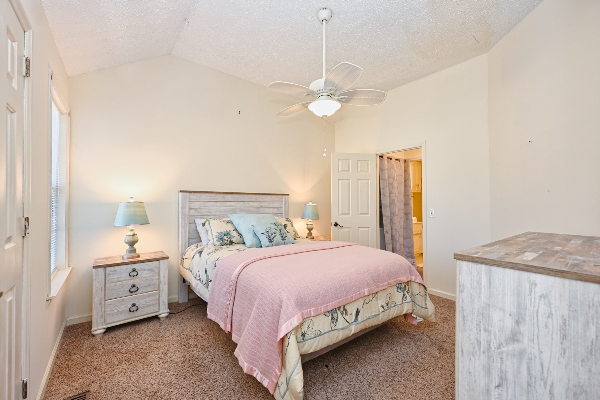 129 Cherry Hill Dr Unit: 18D