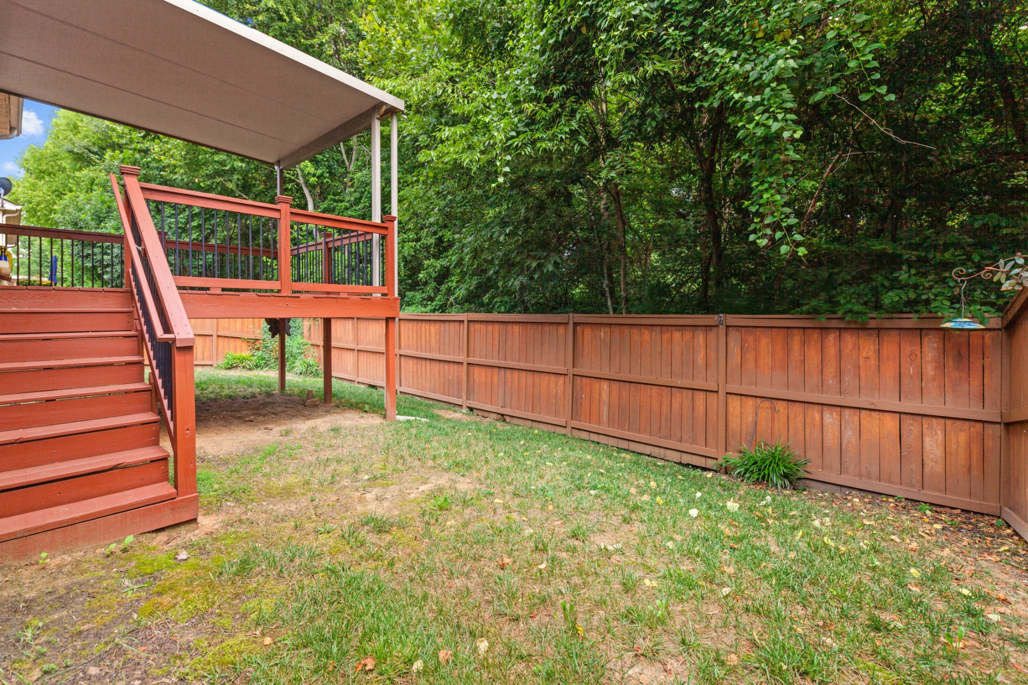 2438 Duxbury Dr