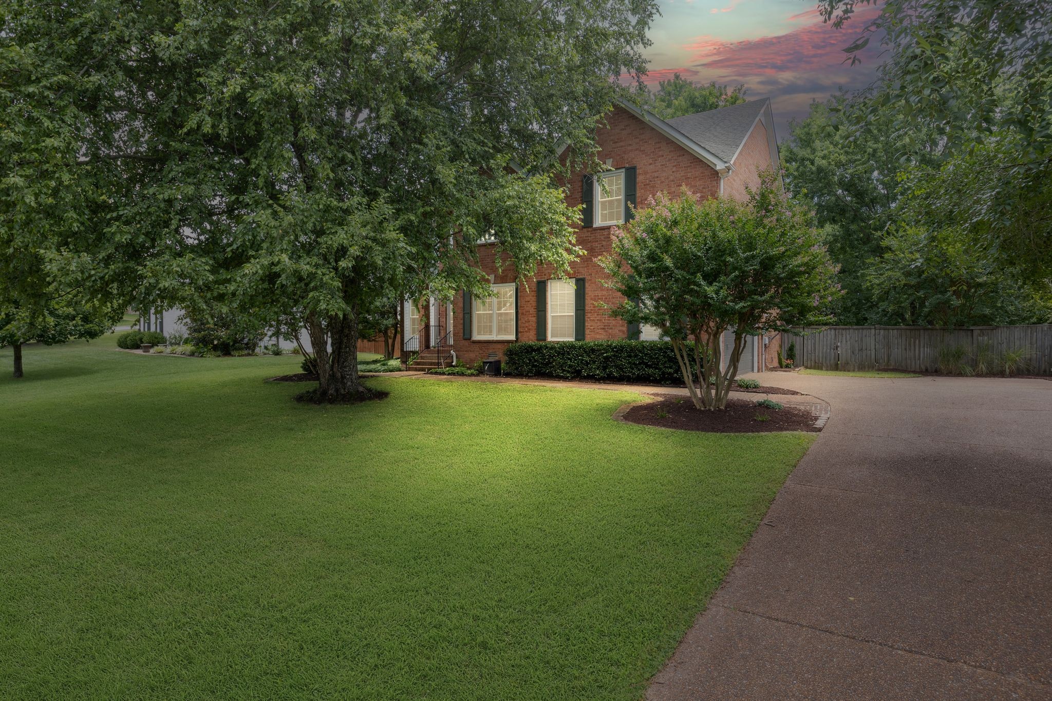 320 Dandridge Dr